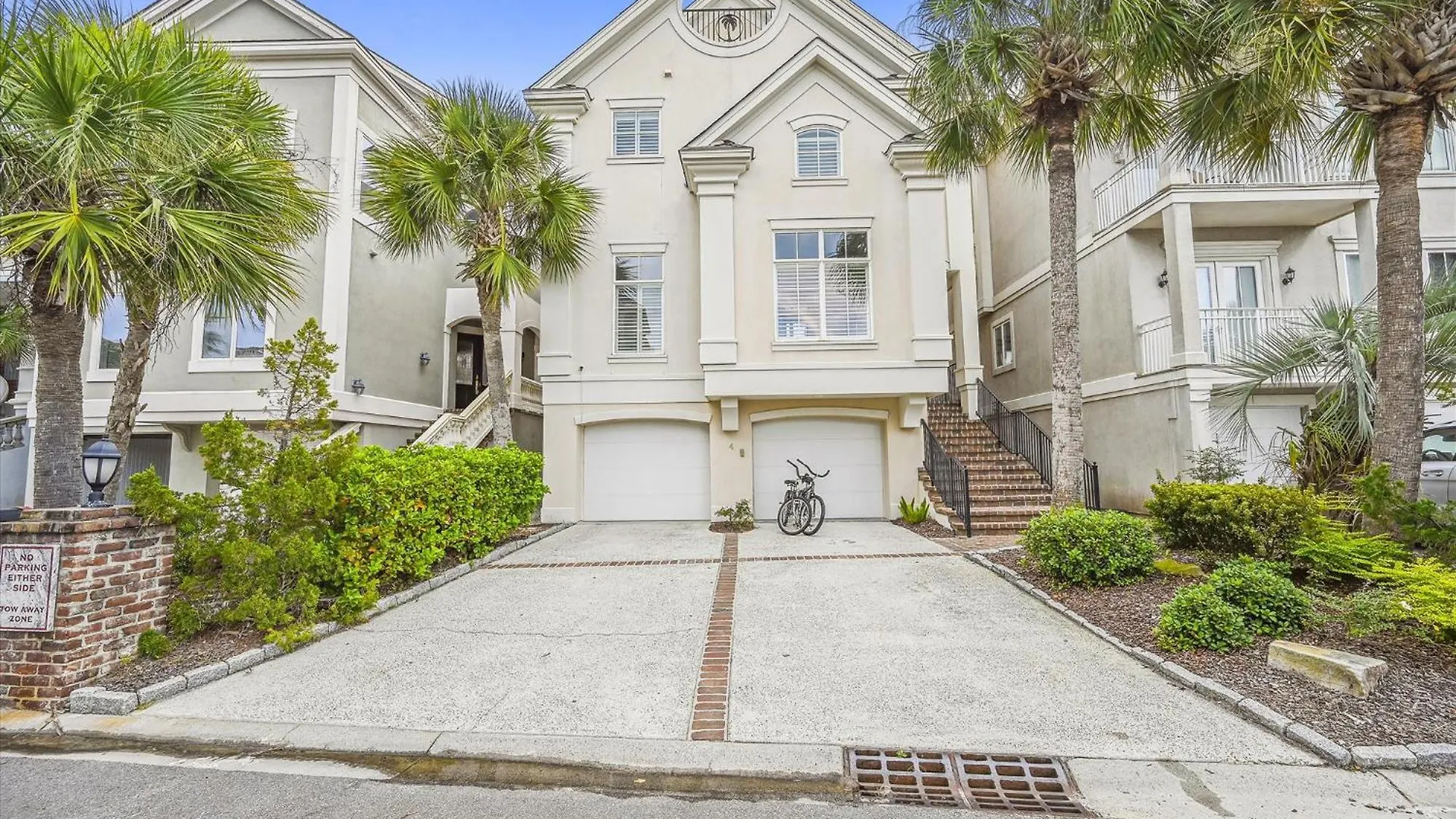 4 Collier Rd- Oceanfront, Private Pool, Elevator, Free Activities Included