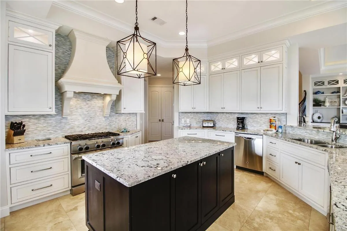 31 Singleton Beach- Oceanfront Luxury Home, Spectacular Views & Private Pool, Free Activities Included *