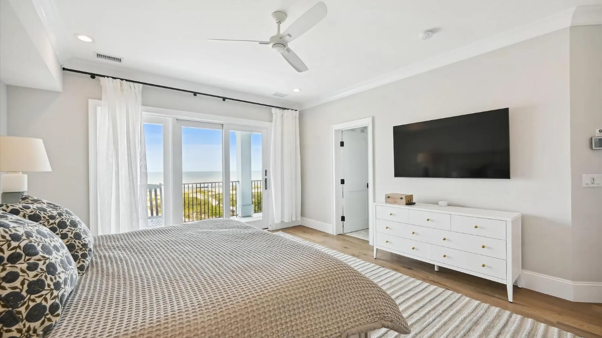 度假居 3 Singleton - Oceanfront Estate, Private Pool, Elevator, Free Activities Included