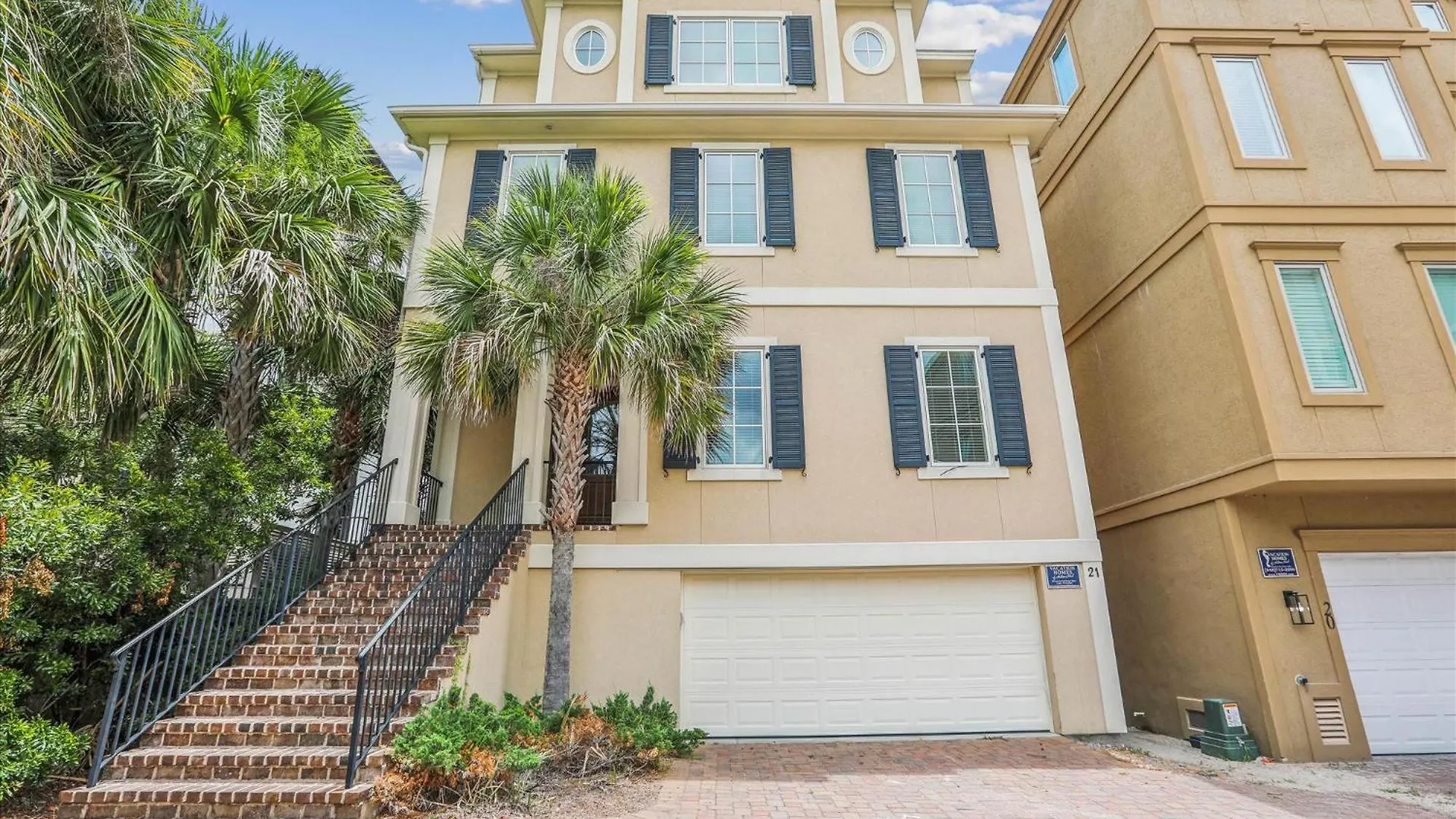 21 Horvaths Peninsula- Oceanfront, Pool, Elevator, Free Activities Included Holiday home *