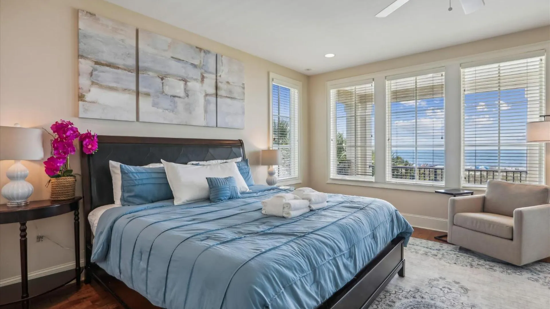 21 Horvaths Peninsula- Oceanfront, Pool, Elevator, Free Activities Included *