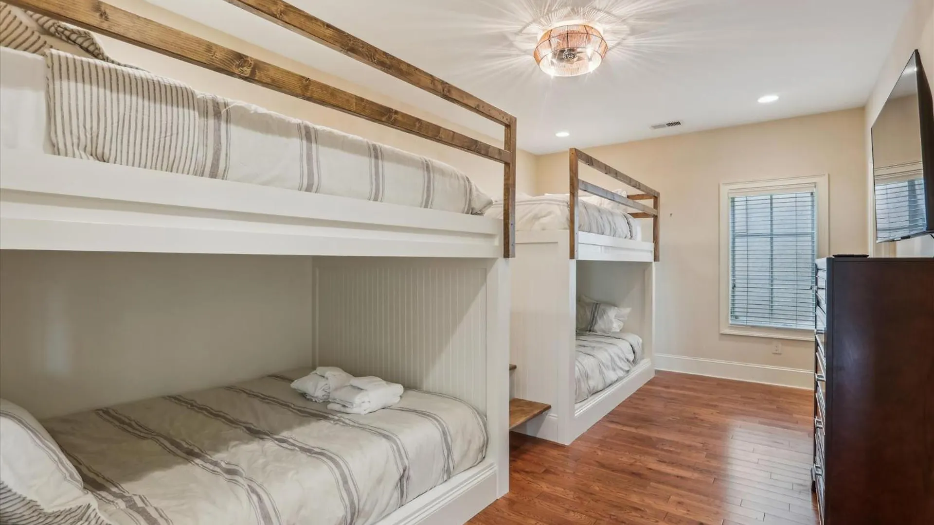 21 Horvaths Peninsula- Oceanfront, Pool, Elevator, Free Activities Included * Hilton Head Island