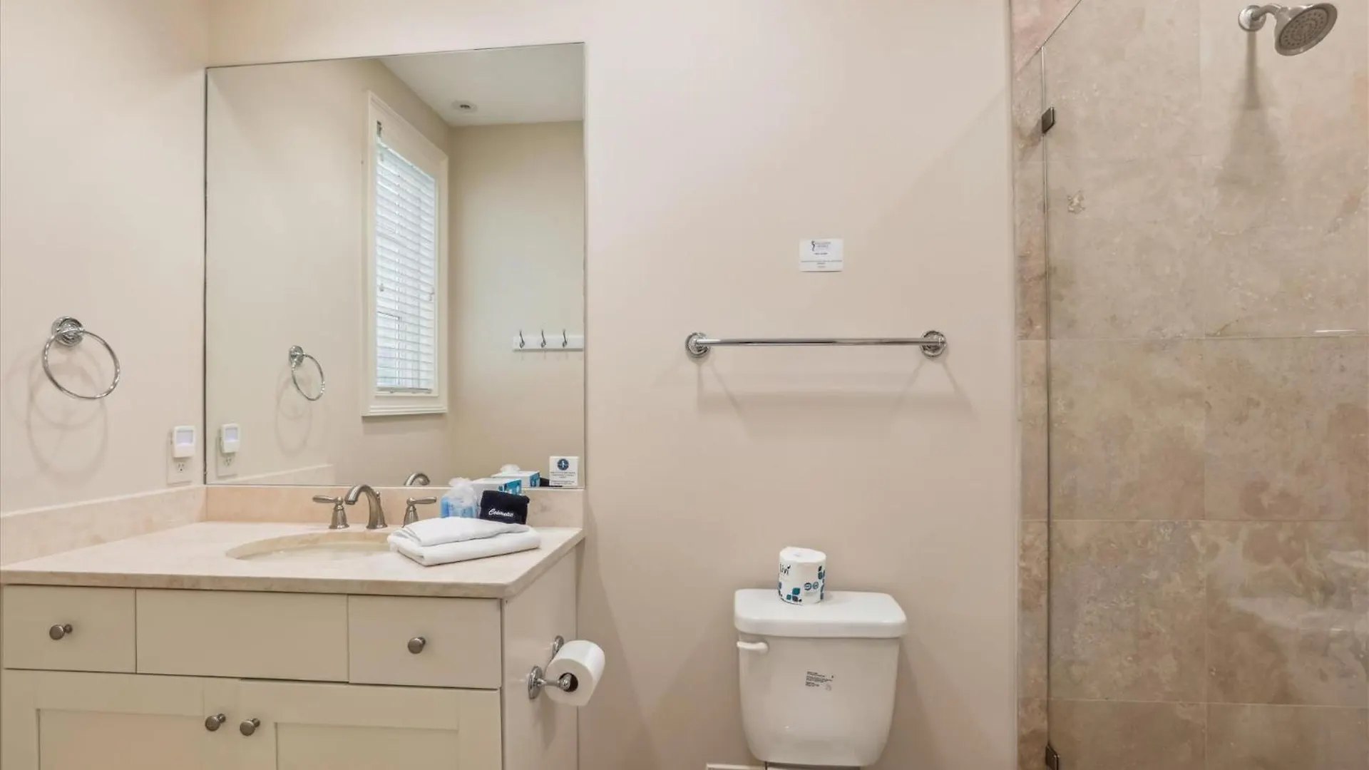 21 Horvaths Peninsula- Oceanfront, Pool, Elevator, Free Activities Included