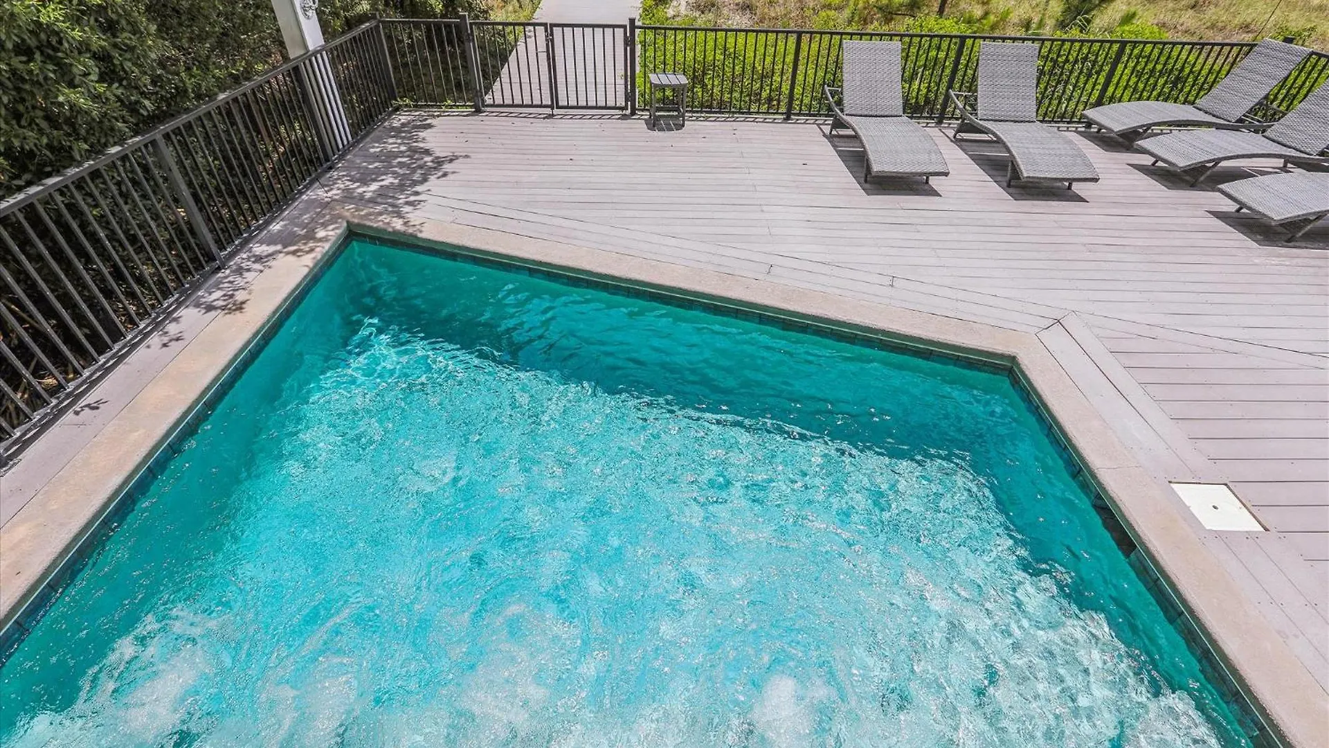 Holiday home 21 Horvaths Peninsula- Oceanfront, Pool, Elevator, Free Activities Included Hilton Head Island