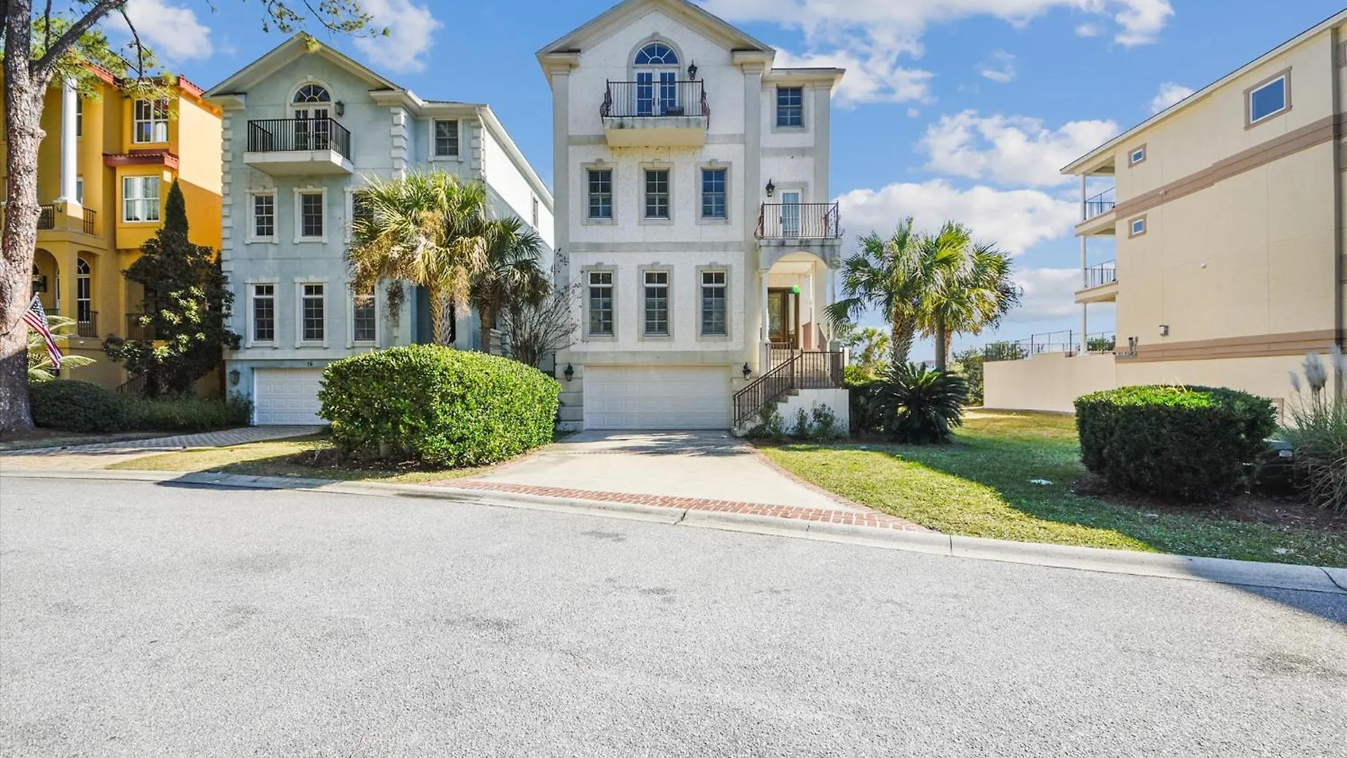 14 Singleton Shores Manor- Breathtaking Ocean & Marsh Views, Private Pool, Free Activities