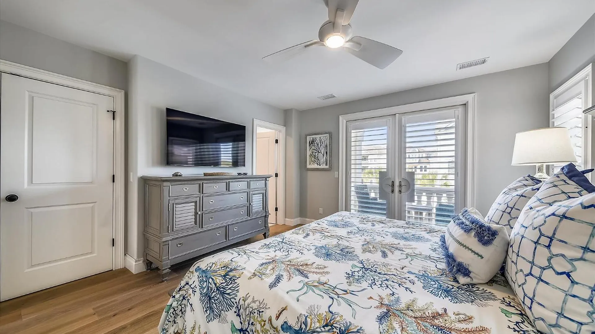14 Collier Road- Oceanfront, Private Pool, Free Activities Included