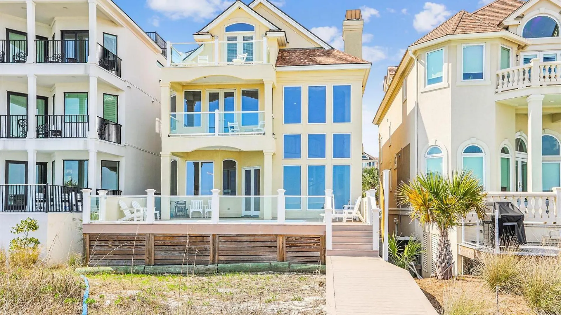 12 Collier Road- Oceanfront, Pool, Great For Large Groups, Free Activities Included Дом отдыха *