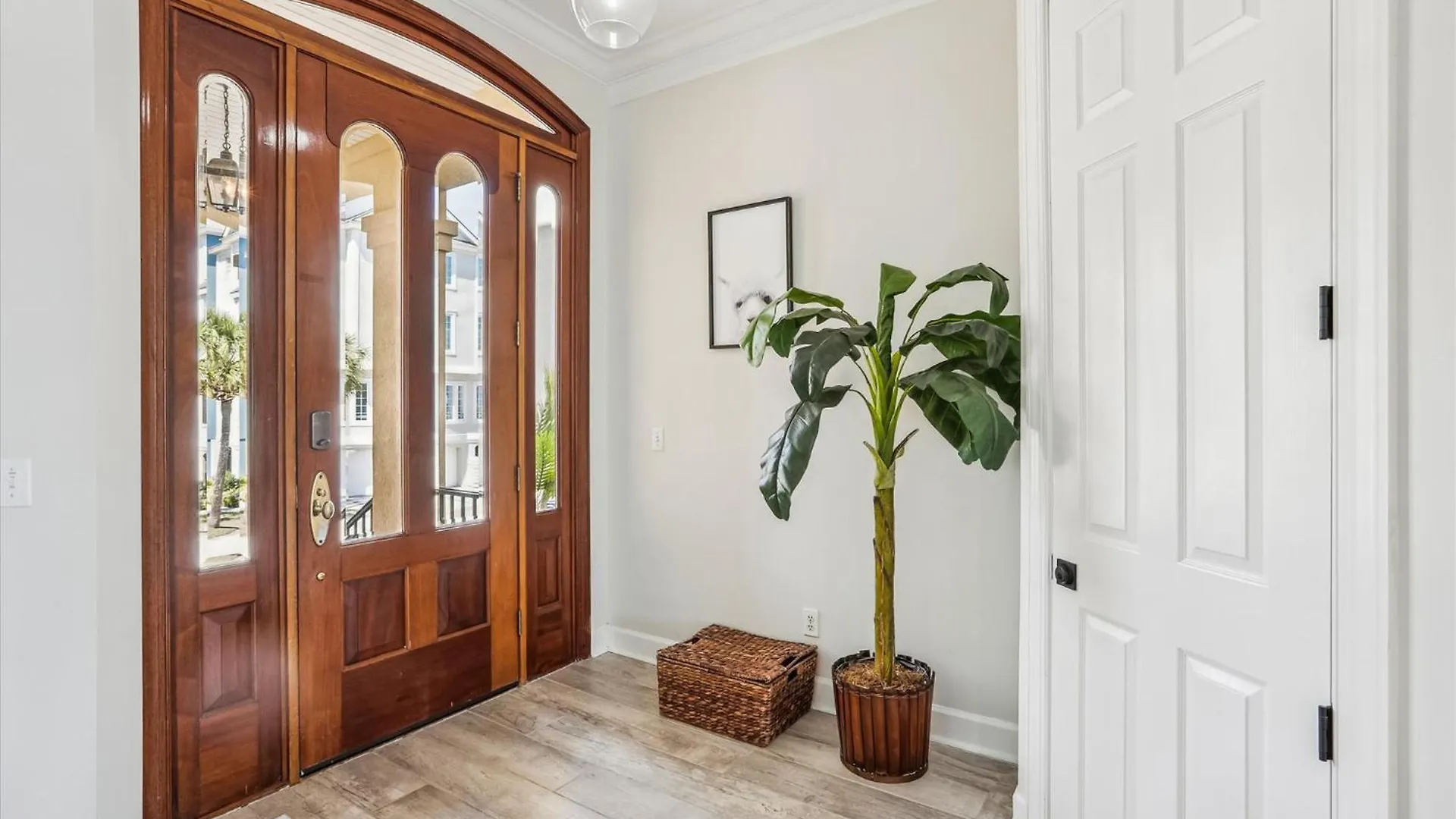 12 Collier Road- Oceanfront, Pool, Great For Large Groups, Free Activities Included