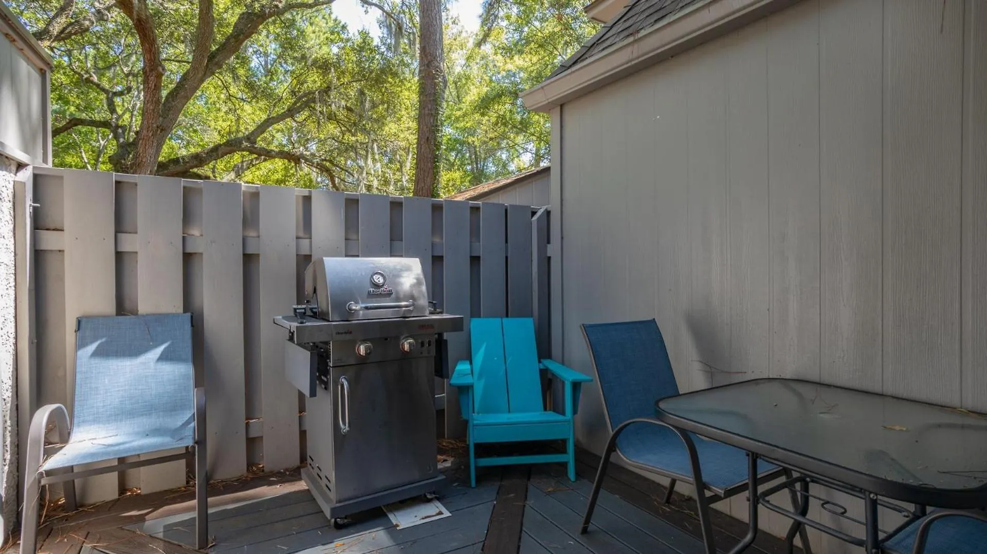 Walk To Beach, Pet Friendly, Homey