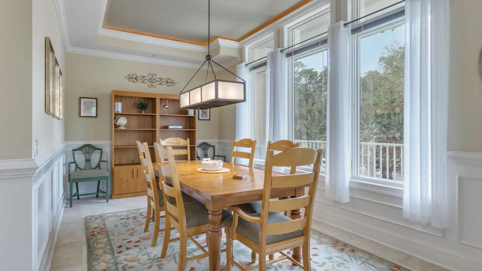 Family Getaway, Walk To Beach, Balcony * Hilton Head Island