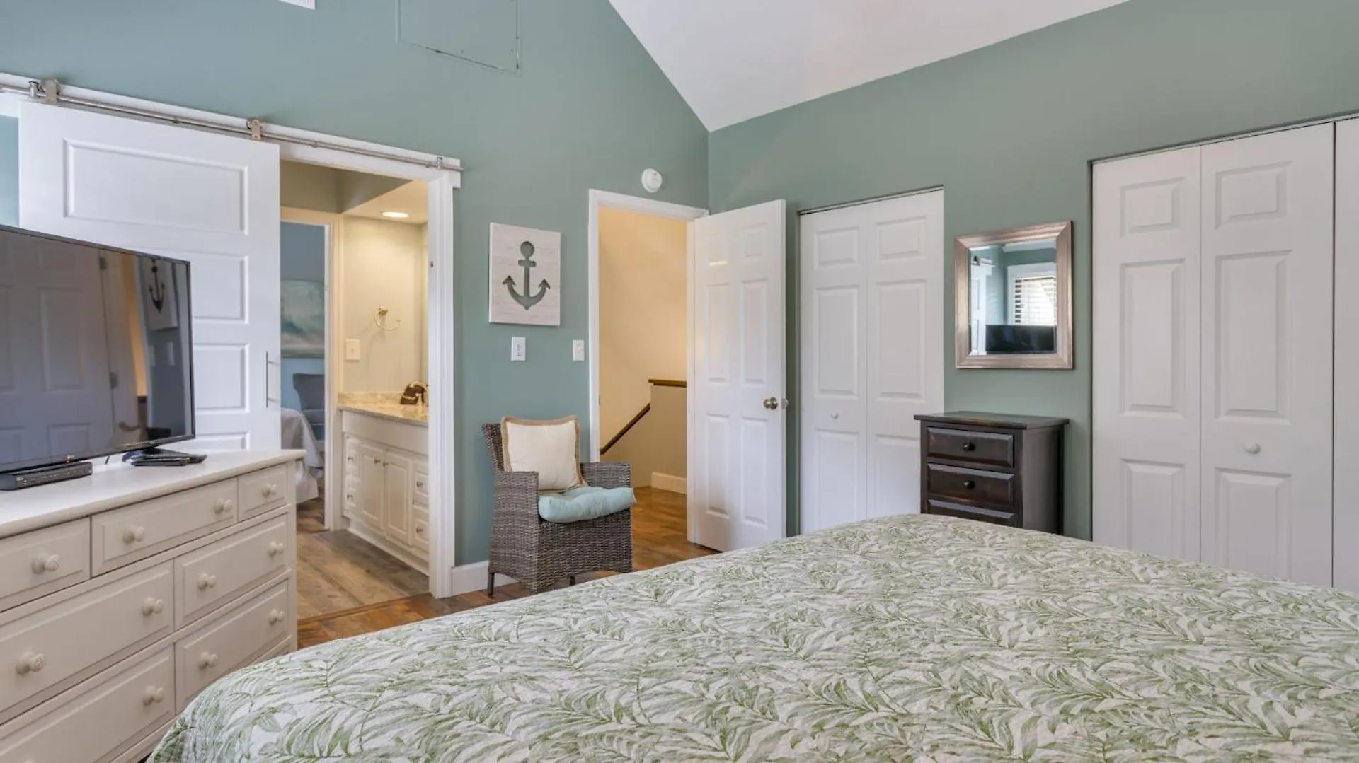 Coastal Getaway, Chef's Kitchen, Golf *