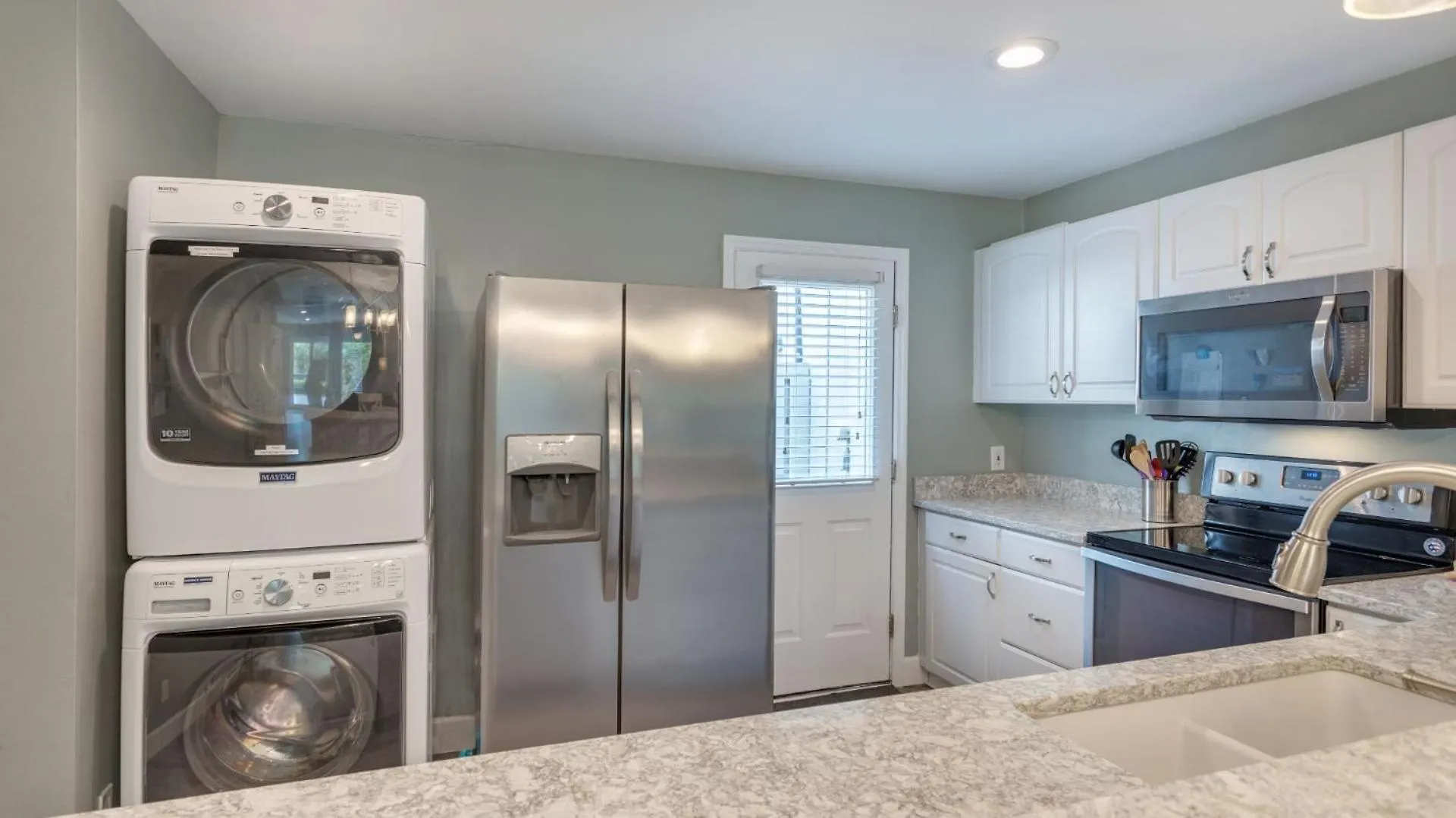 Coastal Getaway, Chef's Kitchen, Golf *