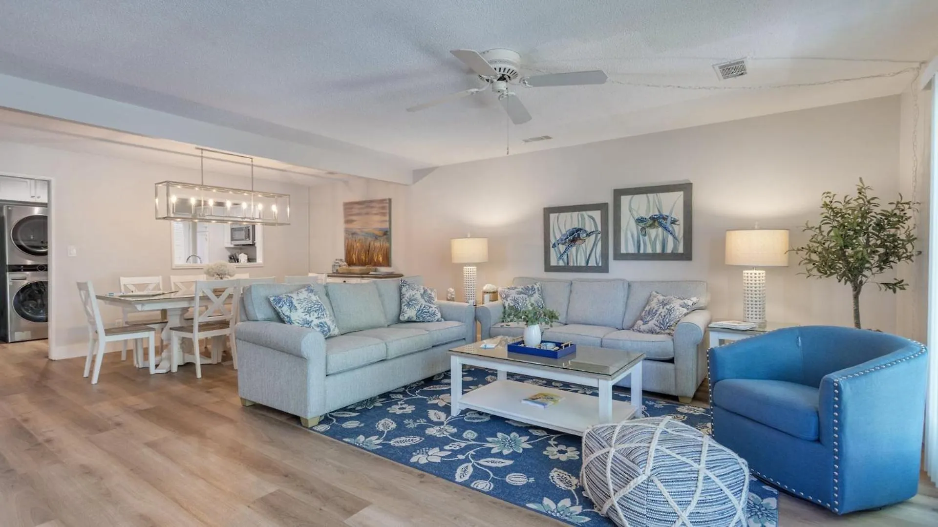 Private Patio, Pool, Coastal Getaway Villa *