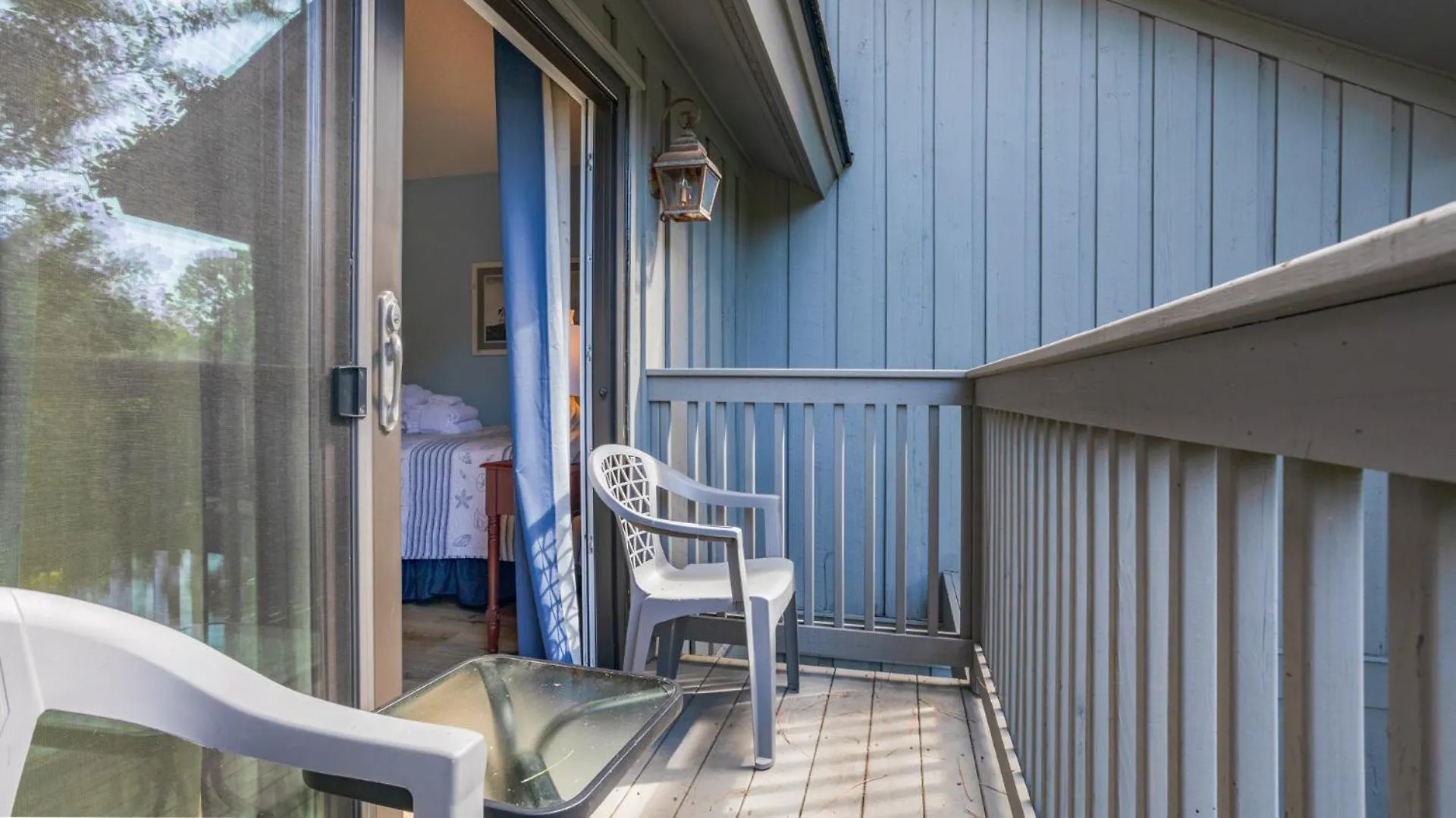 Grill, Lagoon, Complex Pool * Hilton Head Island