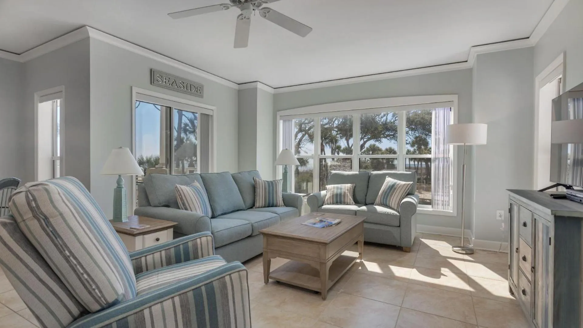 Complex Pool, Getaway, Oceanfront Villa