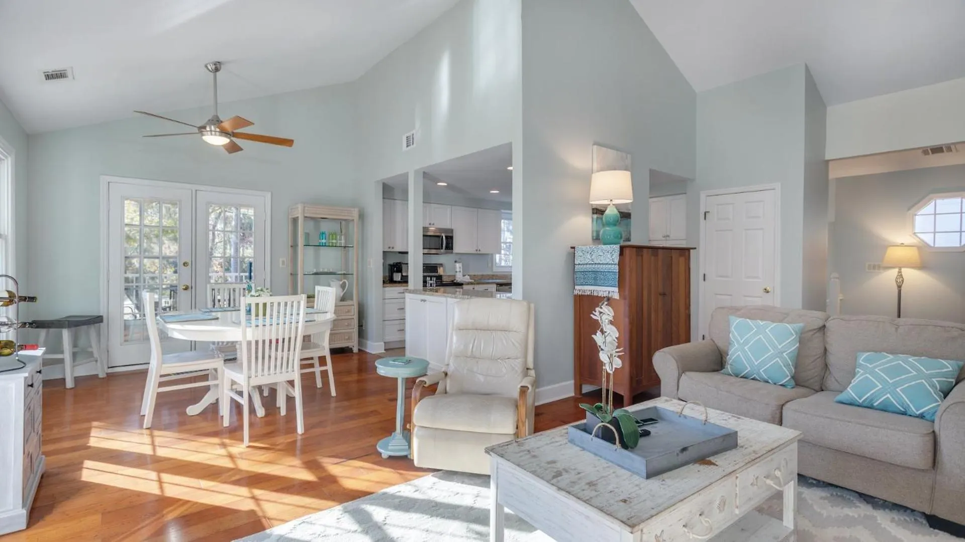 Vila Private Balcony, Chefs Kitchen, Golf *