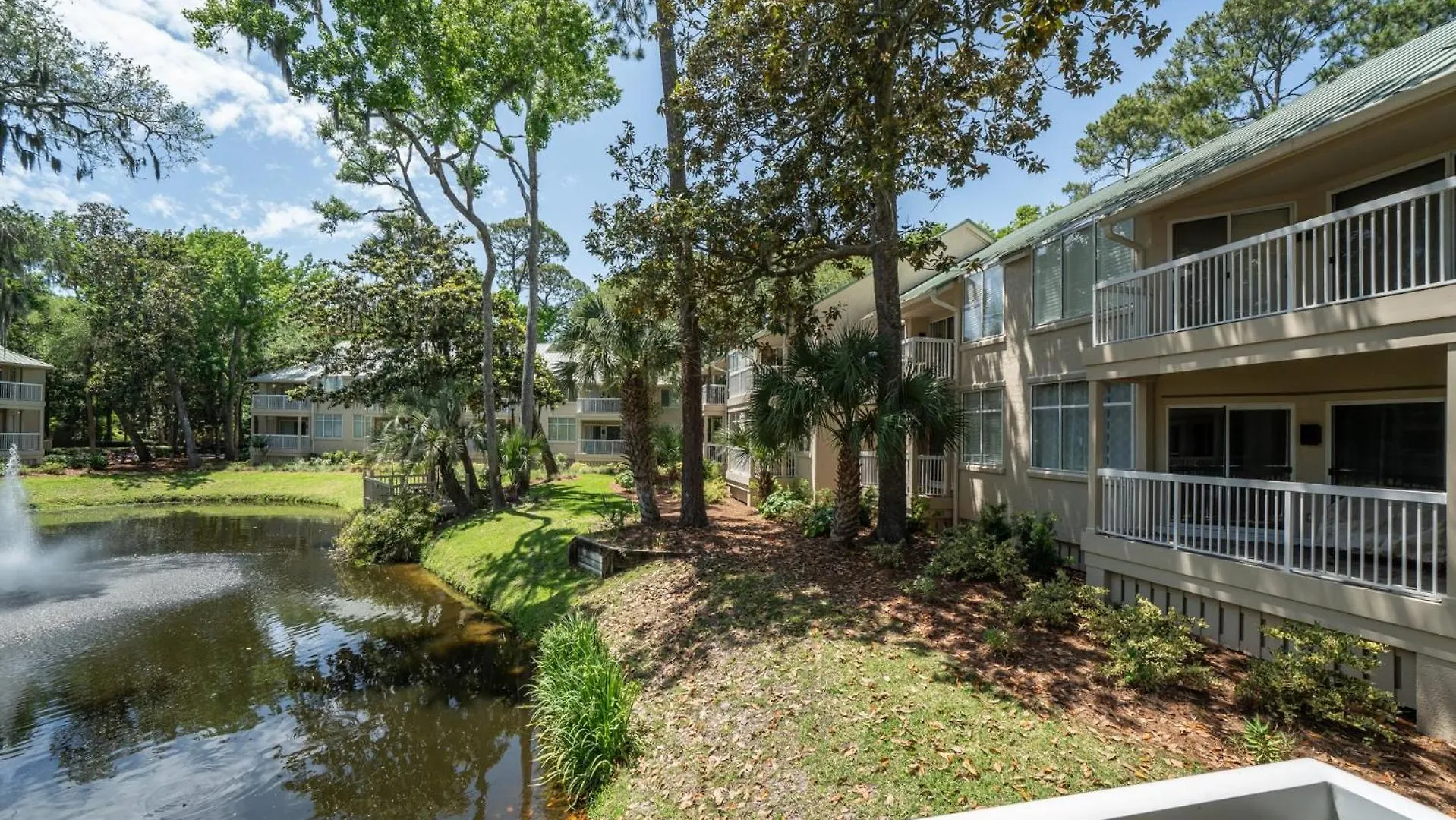 Vila Getaway, Walk To Beach, Deck