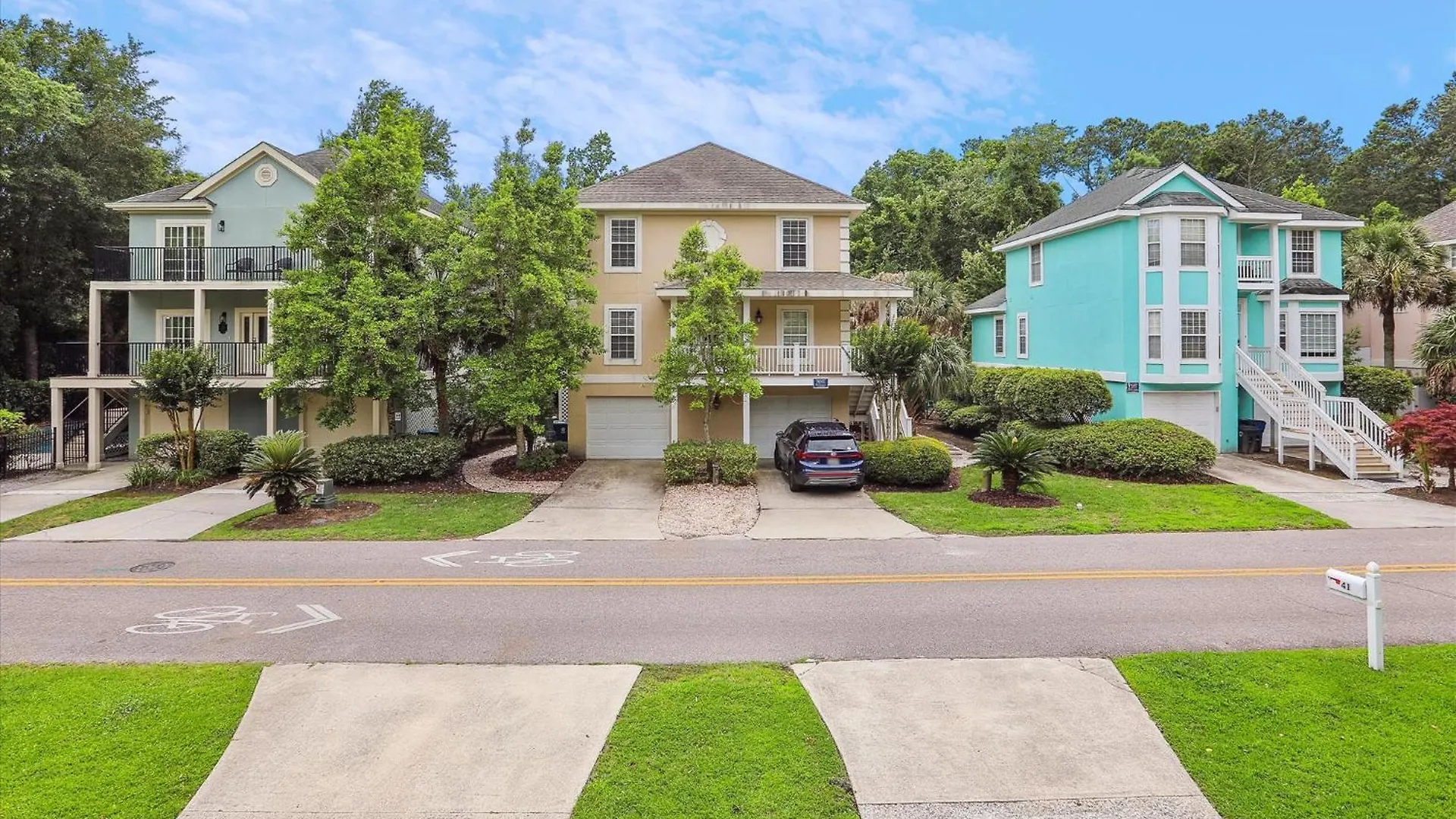 41 Bradley- Private Pool, Newly Updated, Quick Walk To Beach! Free Activities Included Holiday home Hilton Head Island