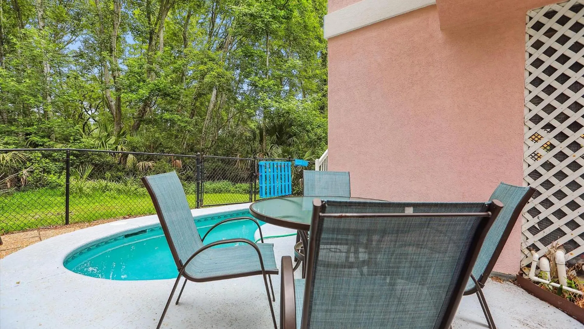 41 Bradley- Private Pool, Newly Updated, Quick Walk To Beach! Free Activities Included * Hilton Head Island