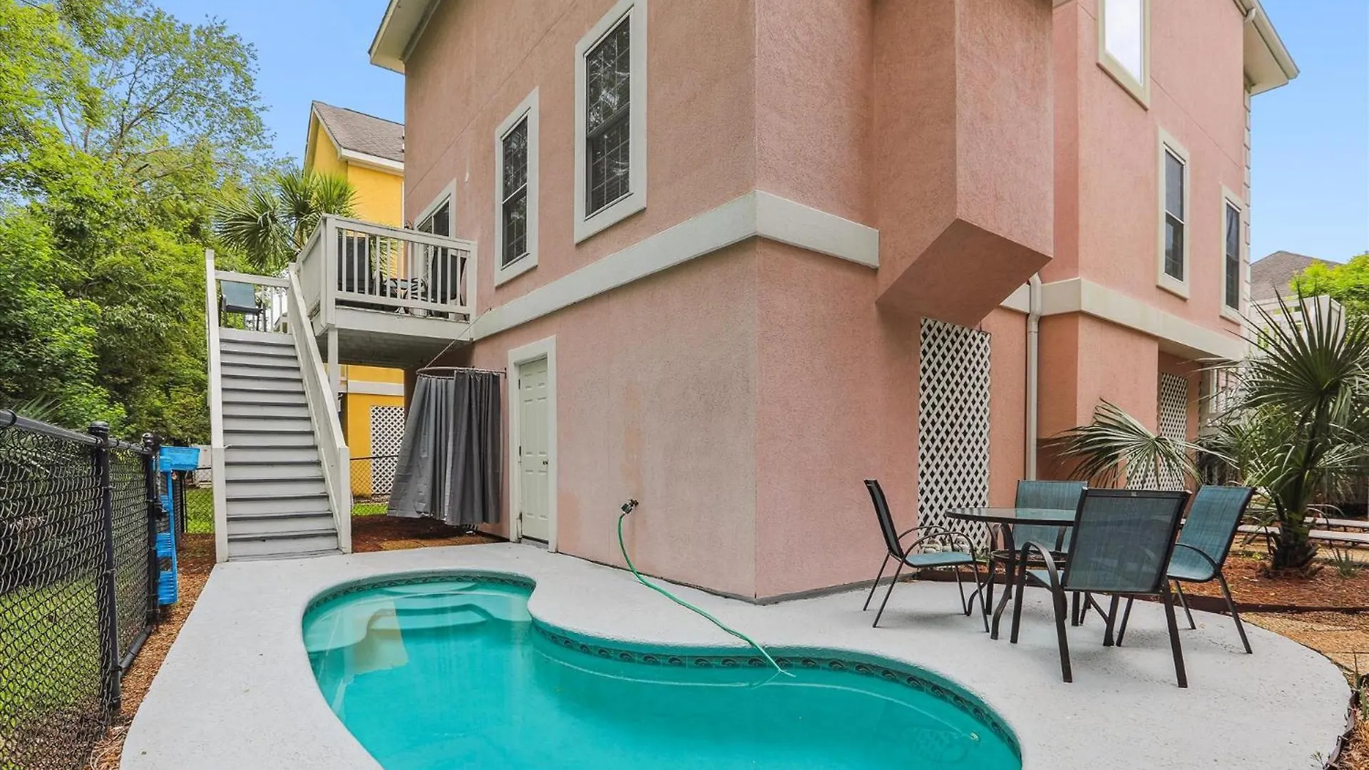 41 Bradley- Private Pool, Newly Updated, Quick Walk To Beach! Free Activities Included * Hilton Head Island