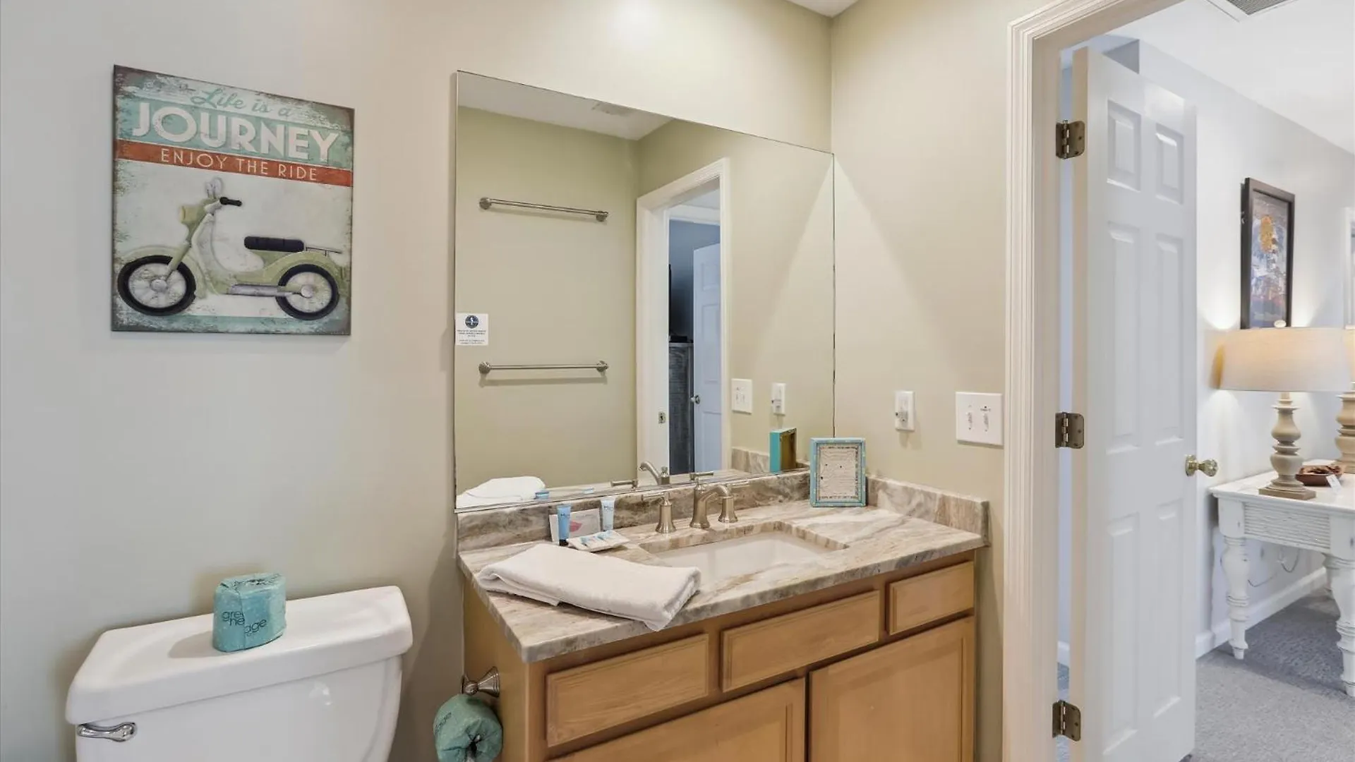 41 Bradley- Private Pool, Newly Updated, Quick Walk To Beach! Free Activities Included Hilton Head Island