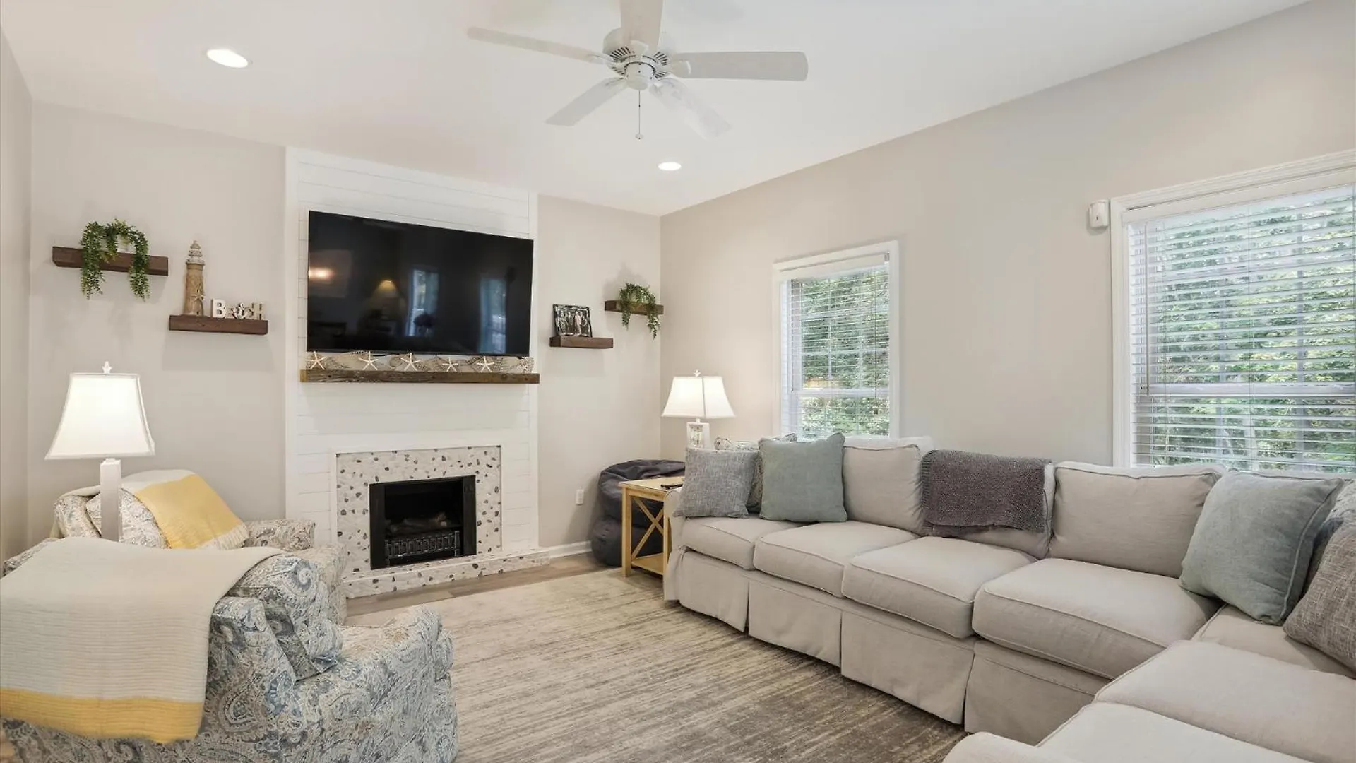 41 Bradley- Private Pool, Newly Updated, Quick Walk To Beach! Free Activities Included Holiday home Hilton Head Island