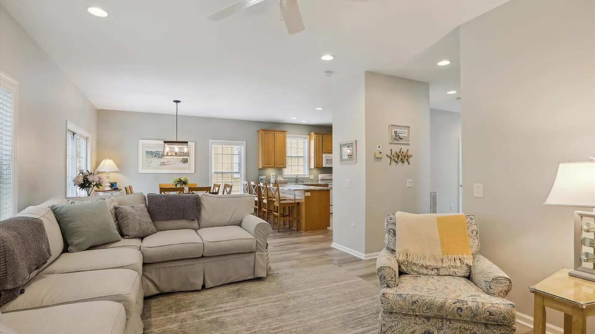 Holiday home 41 Bradley- Private Pool, Newly Updated, Quick Walk To Beach! Free Activities Included *