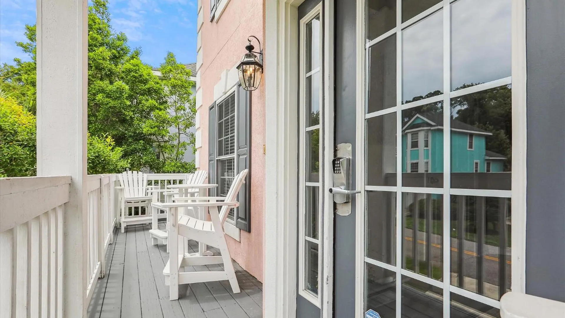 41 Bradley- Private Pool, Newly Updated, Quick Walk To Beach! Free Activities Included * Hilton Head Island