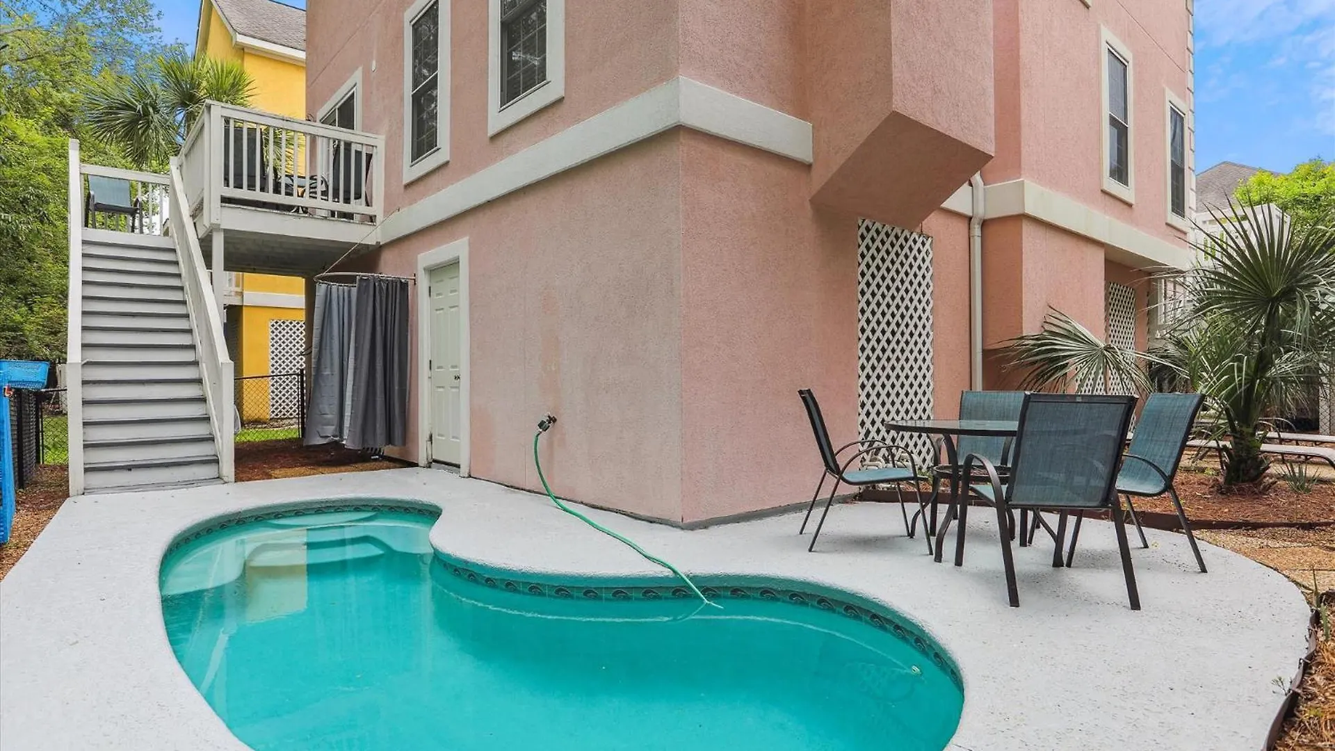 41 Bradley- Private Pool, Newly Updated, Quick Walk To Beach! Free Activities Included * Hilton Head Island