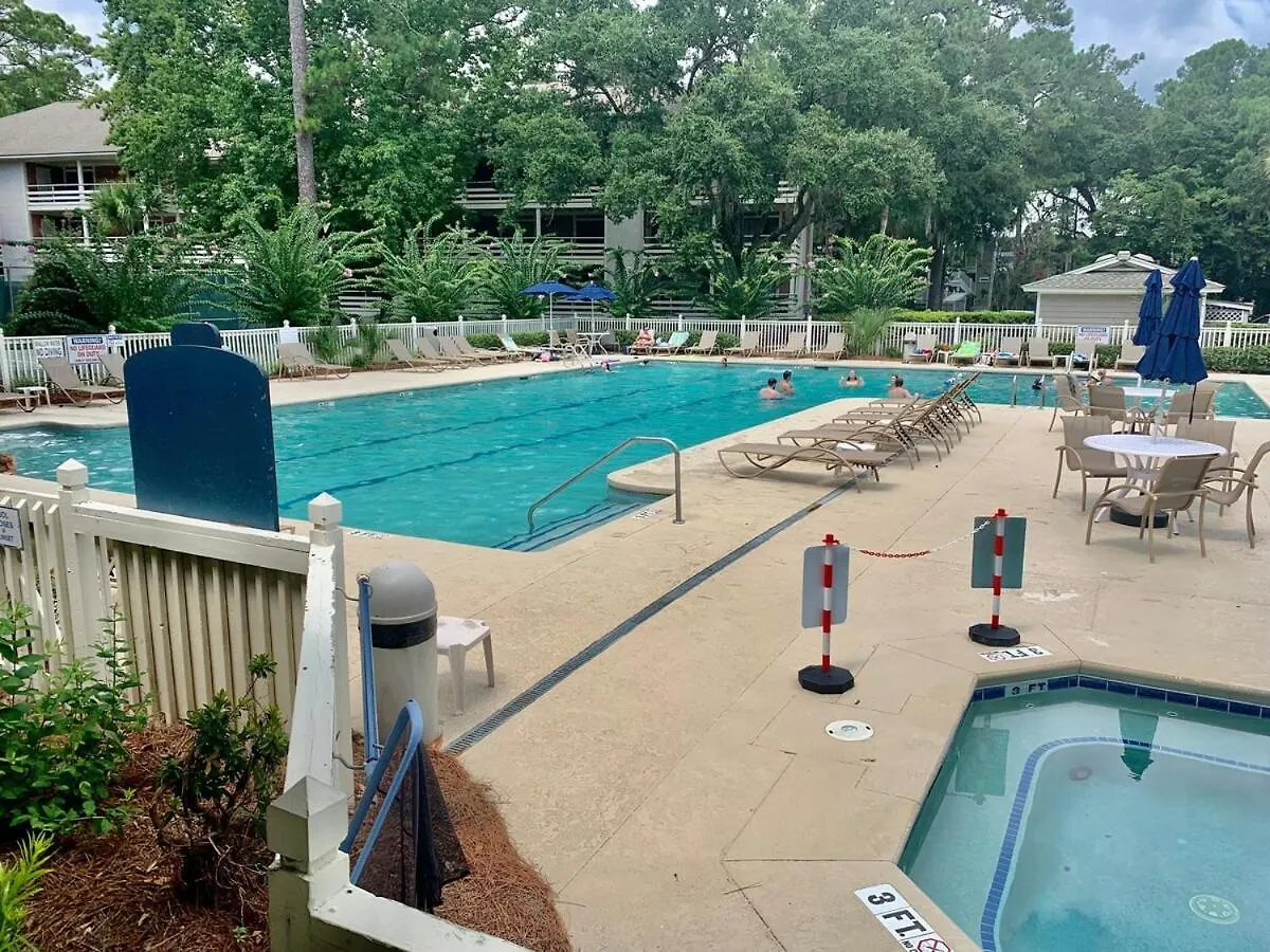 Just Steps To Folly Field - 2 Bd 2 Ba * Hilton Head Island