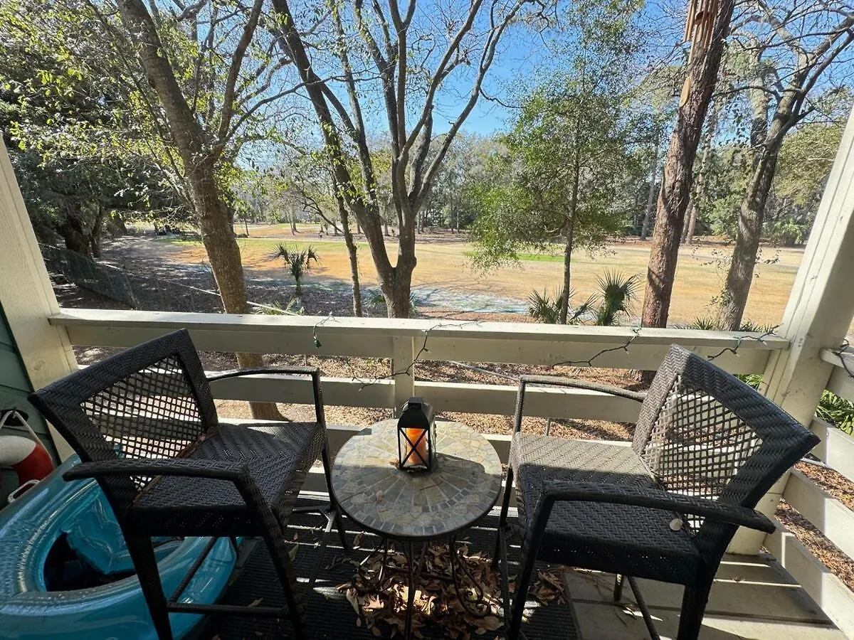 Walk To Folly Field 2 Bed 2 Bath Golf View Holiday home Hilton Head Island