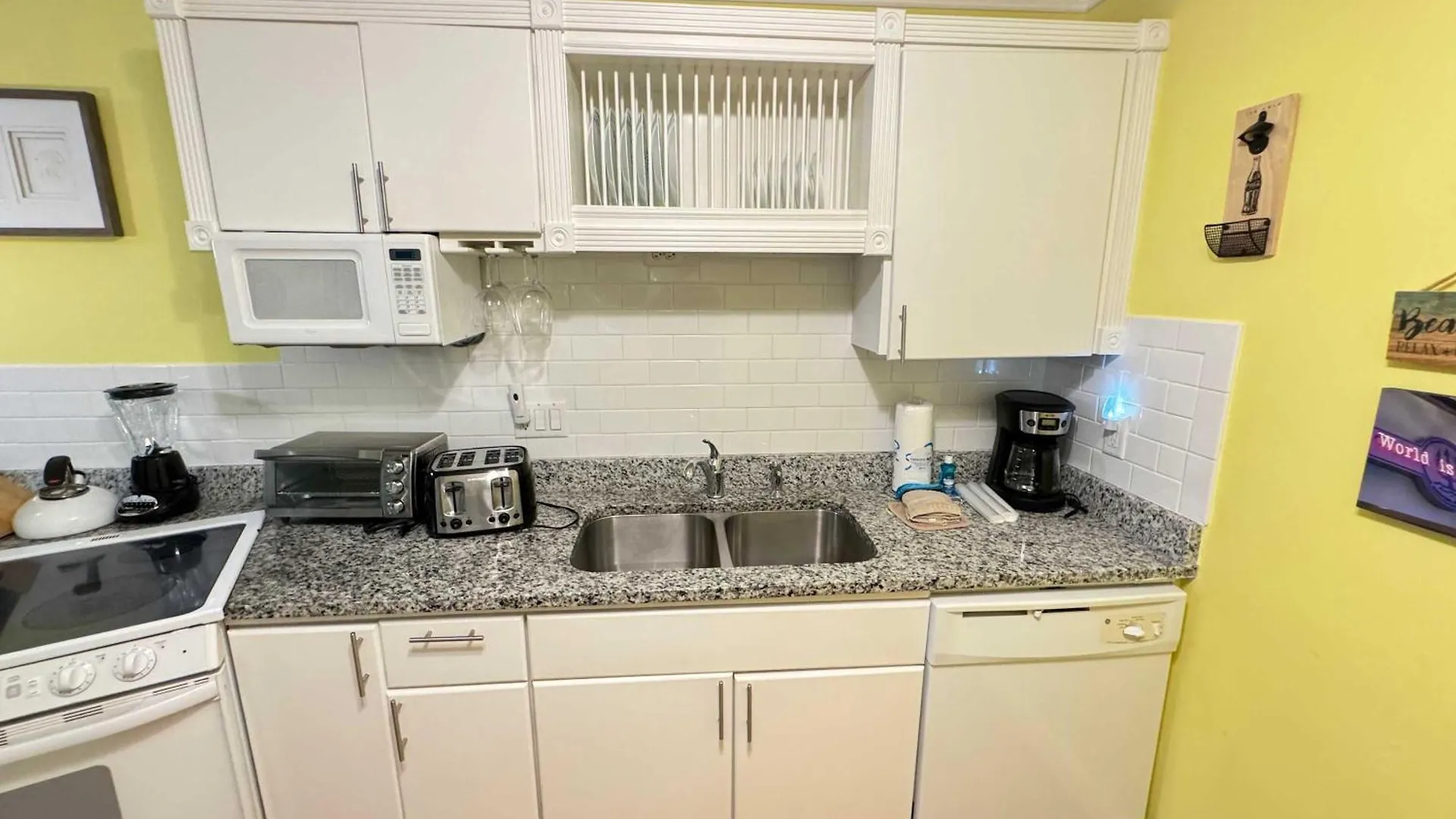Holiday home Just Steps To Folly Field - 2 Bd 2 Ba Hilton Head Island