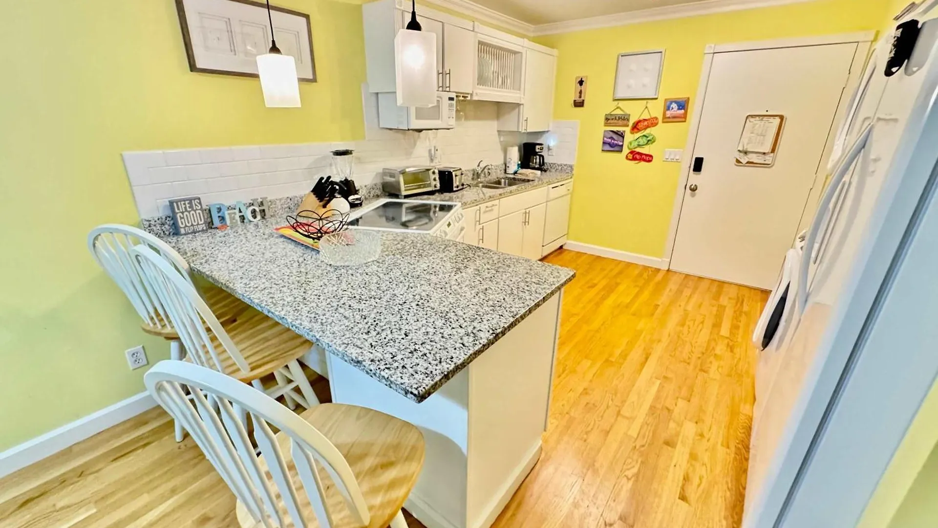 Holiday home Just Steps To Folly Field - 2 Bd 2 Ba Hilton Head Island