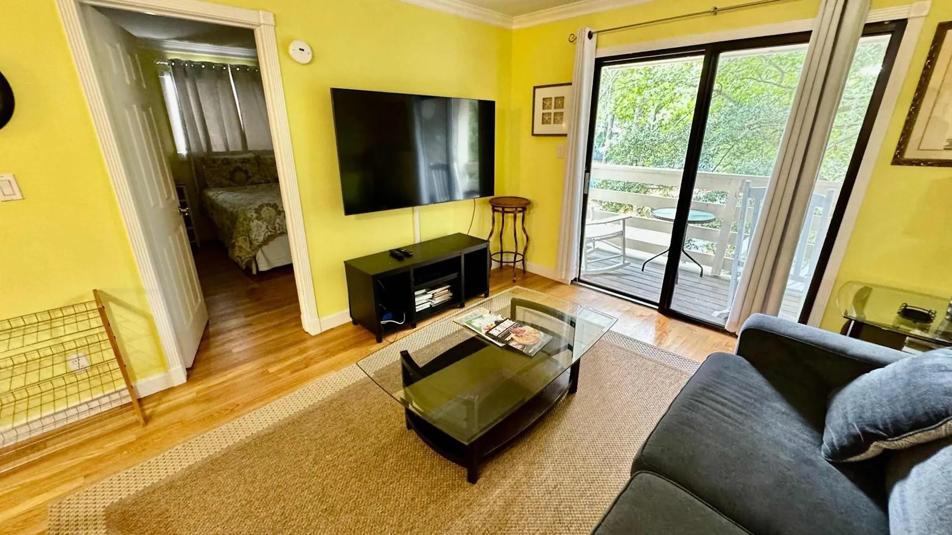 Holiday home Just Steps To Folly Field - 2 Bd 2 Ba *