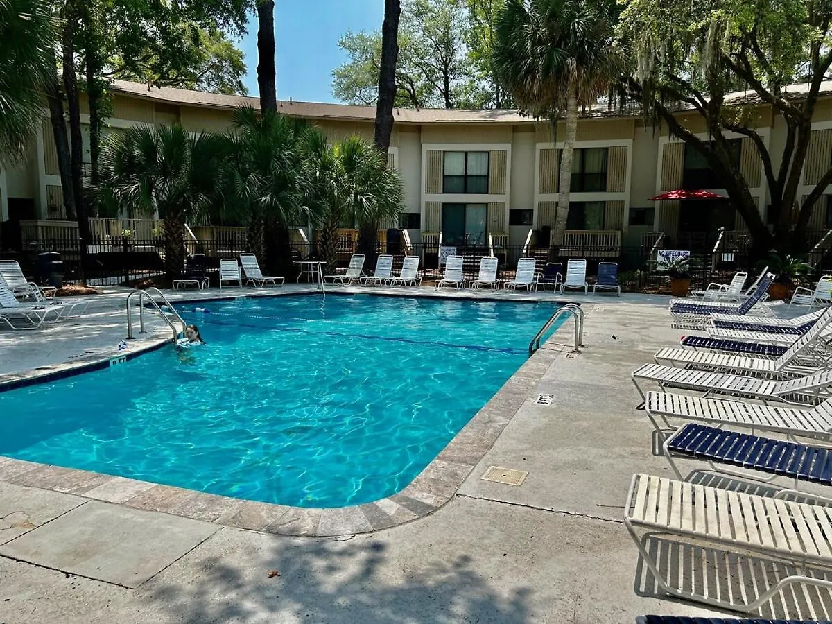 Updated 2 Bd 2 Ba Just Steps 2 *