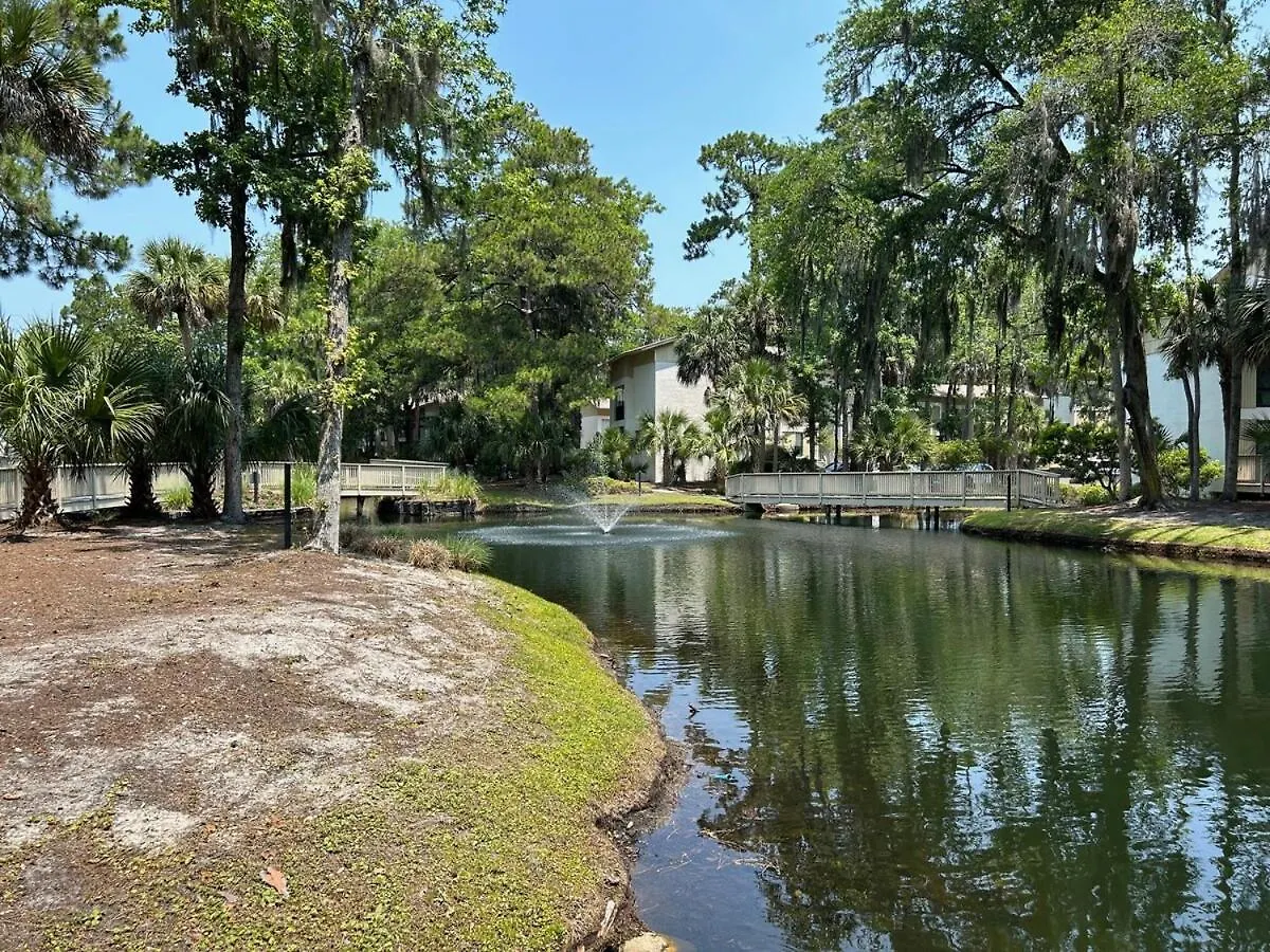 Apartment Updated 2 Bd 2 Ba Just Steps 2 *