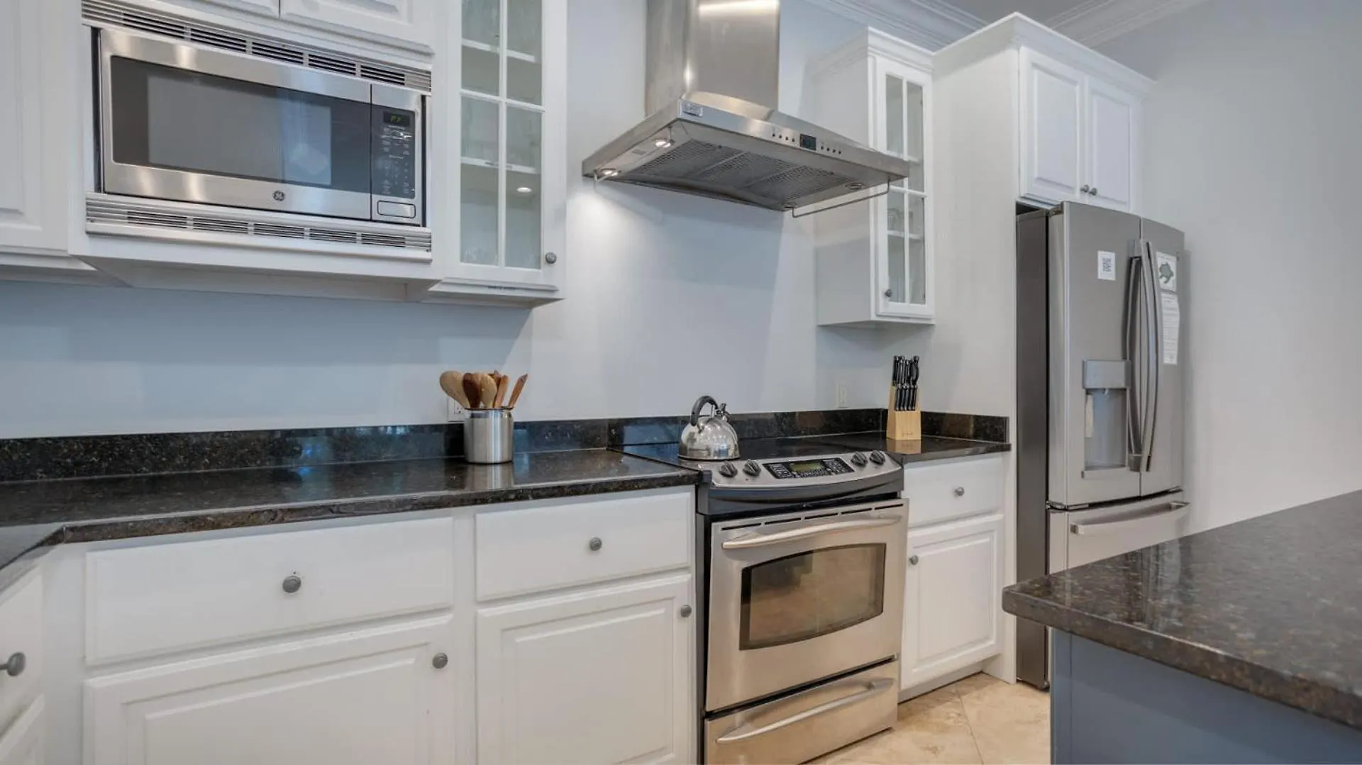 Luxury 7br W Ocean Views & Private Pool