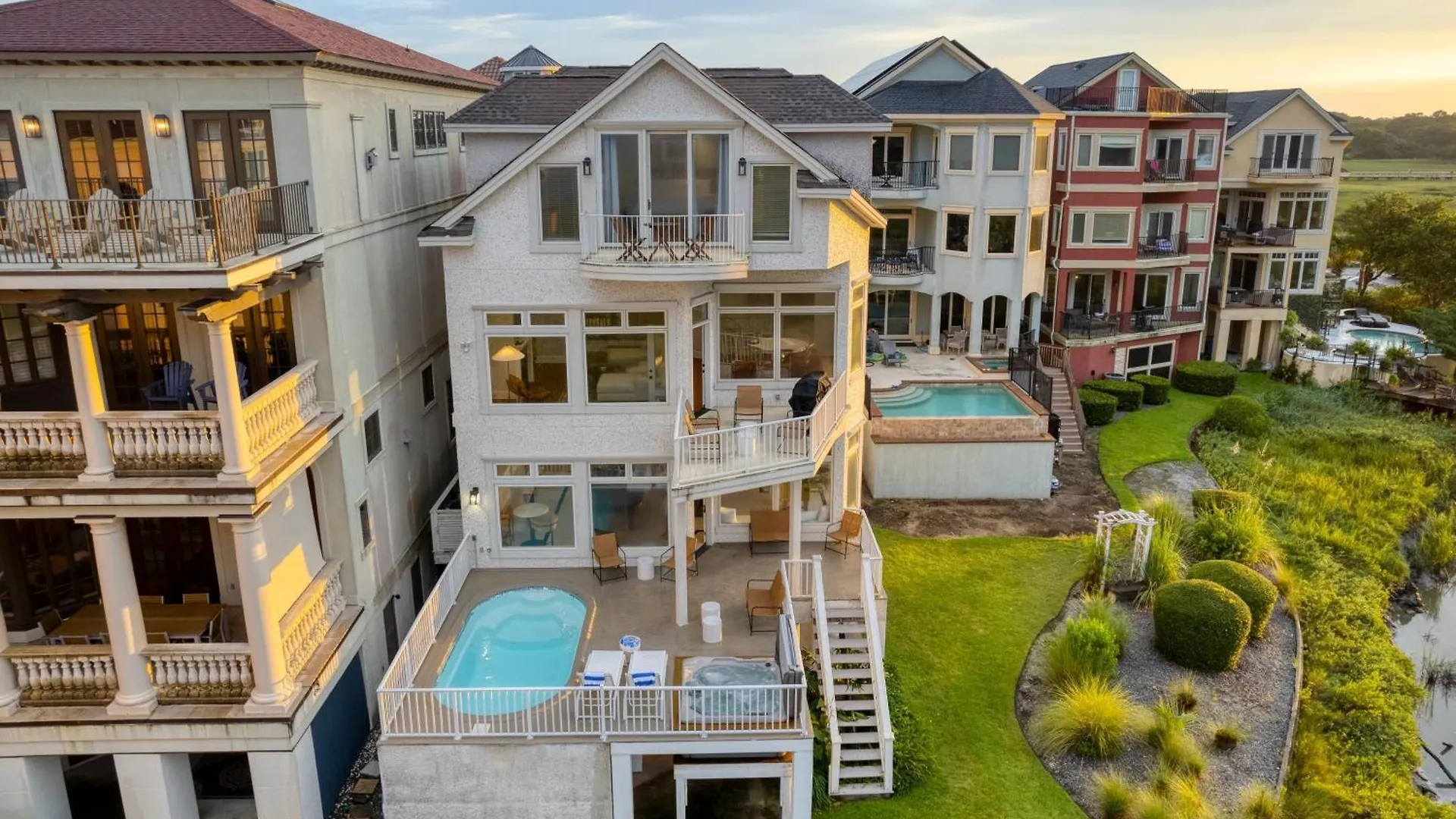 Beachwalk By Avantstay Hilton Head Oasis Steps From Singleton Beach Hilton Head Island