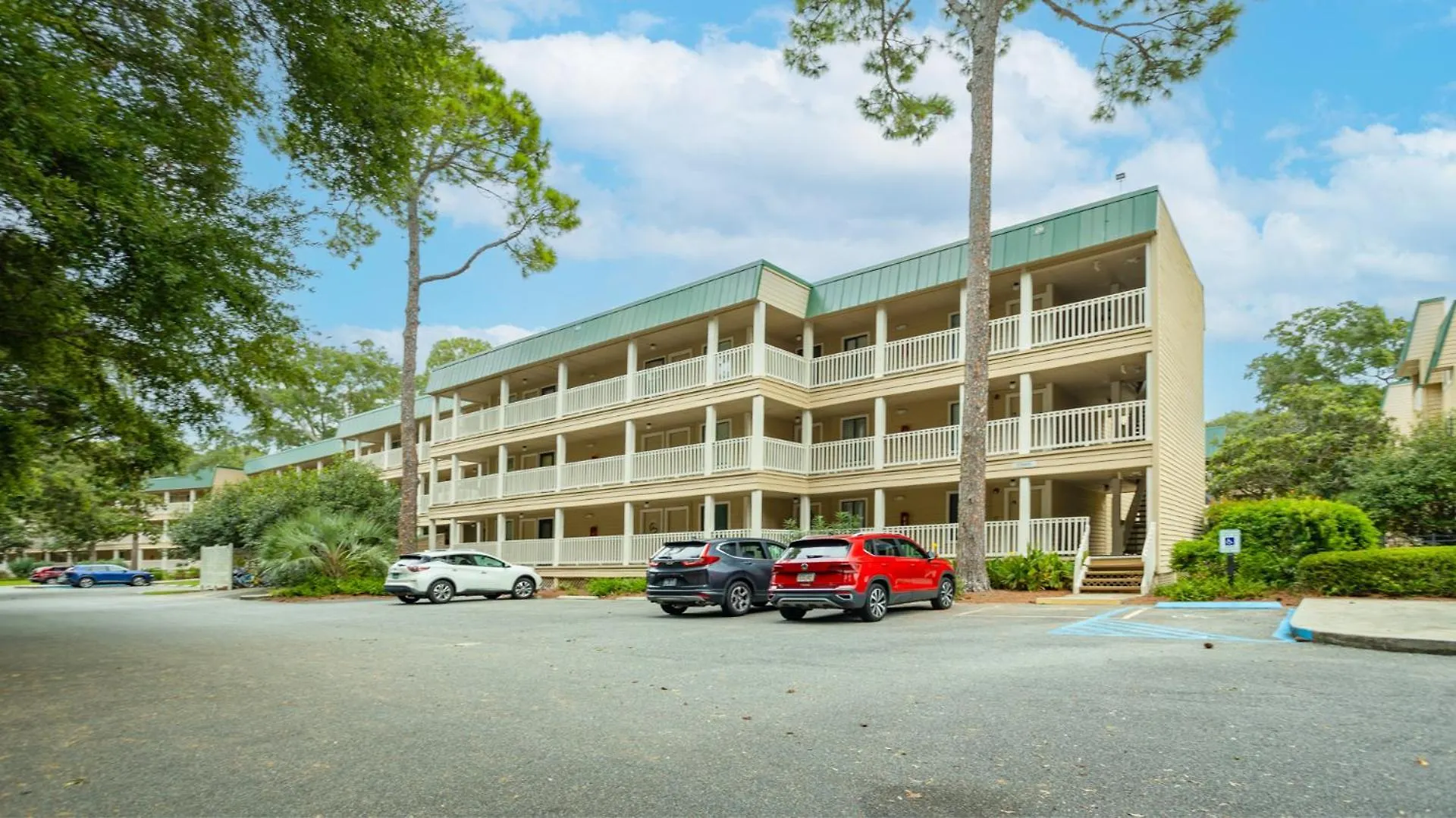 Do Not Wait! Prime Hhi Weather! Book Now, Free Cx *