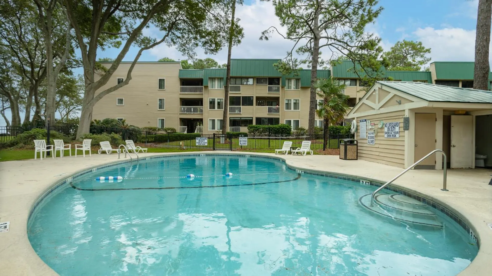 Apartment Do Not Wait! Prime Hhi Weather! Book Now, Free Cx