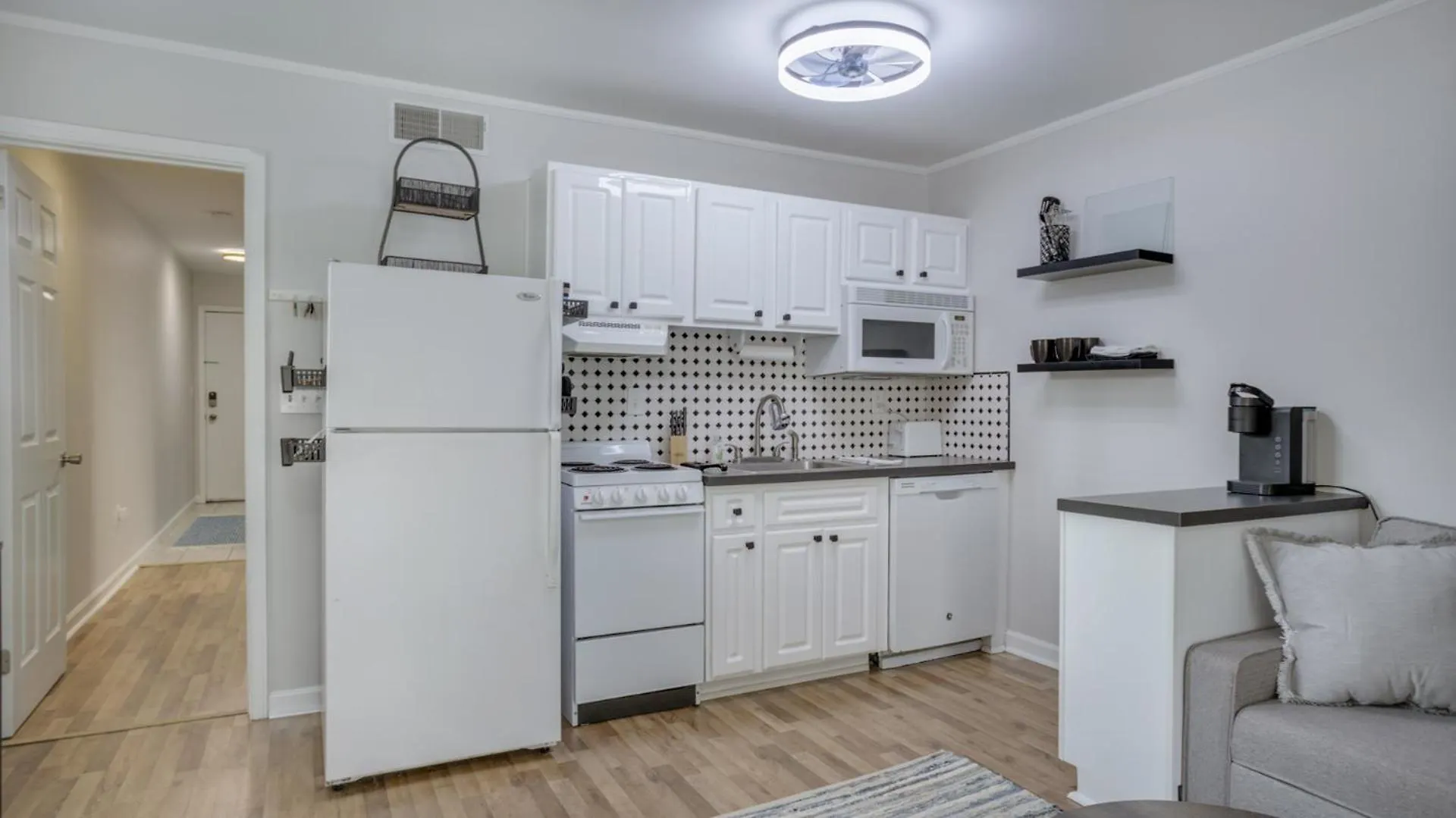 Apartment Do Not Wait! Prime Hhi Weather! Book Now, Free Cx Hilton Head Island
