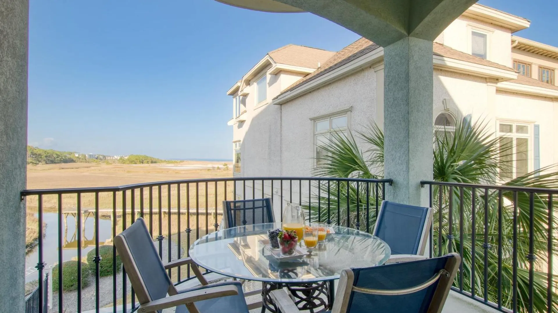 Holiday home Coastal Marsh By Avantstay Infinity Pool Hot Tub View Pool Table Ping Pong *