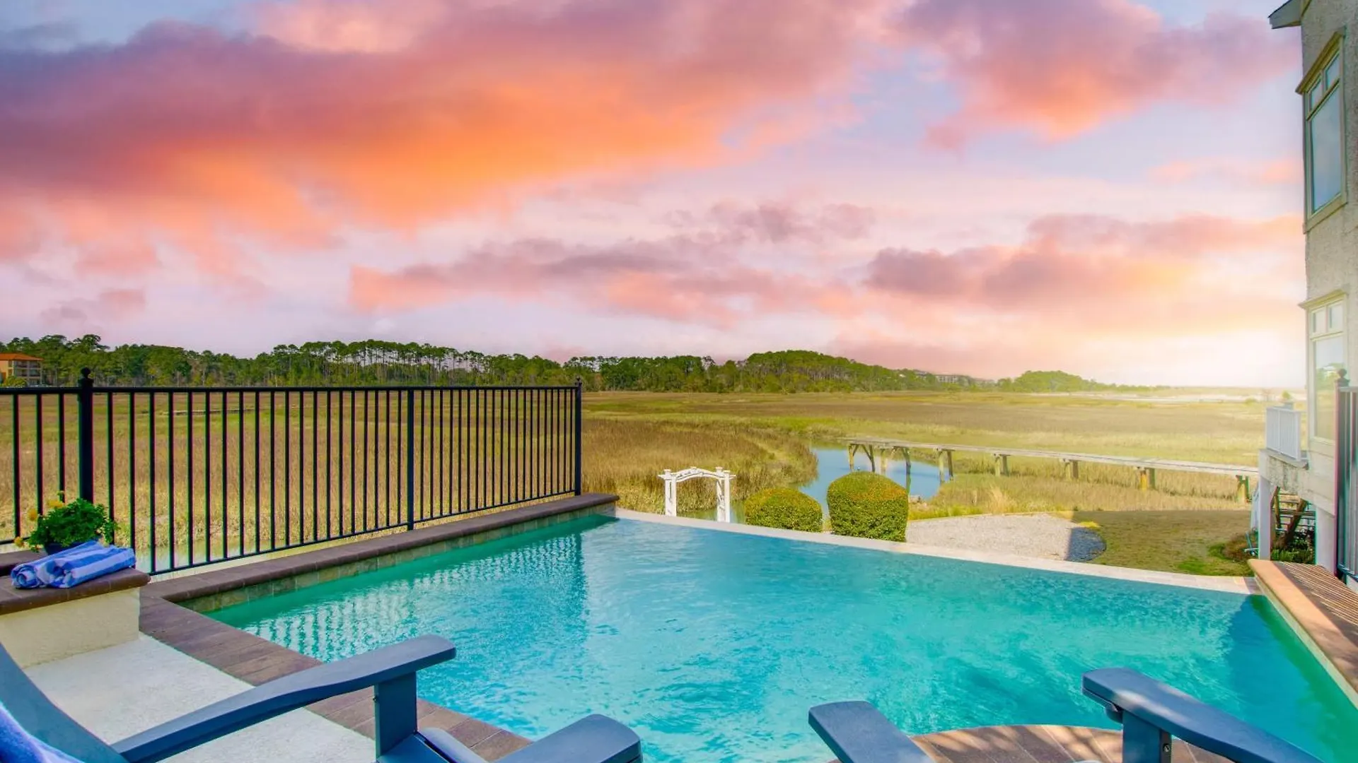Coastal Marsh By Avantstay Infinity Pool Hot Tub View Pool Table Ping Pong