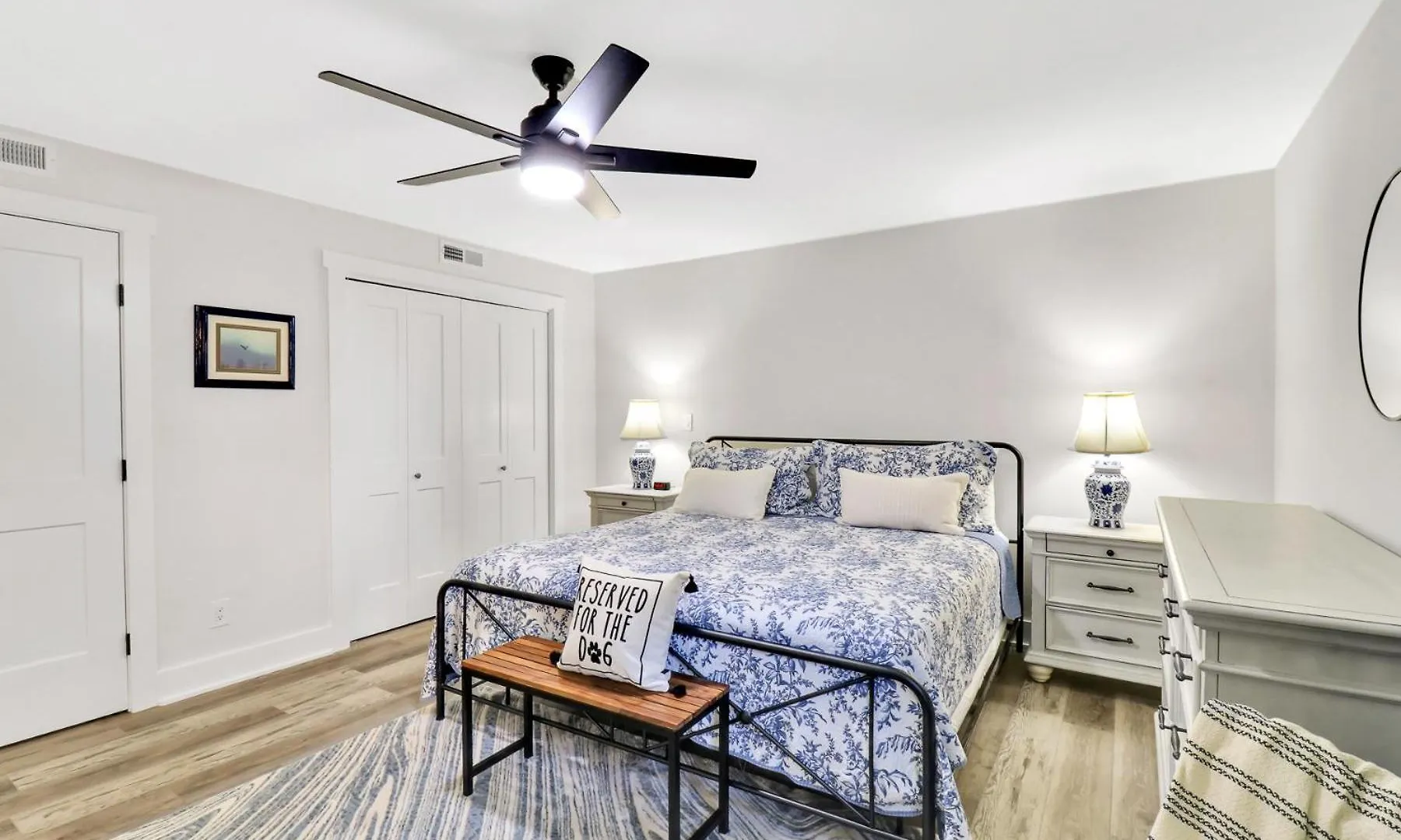 767 Queens Grant Vila