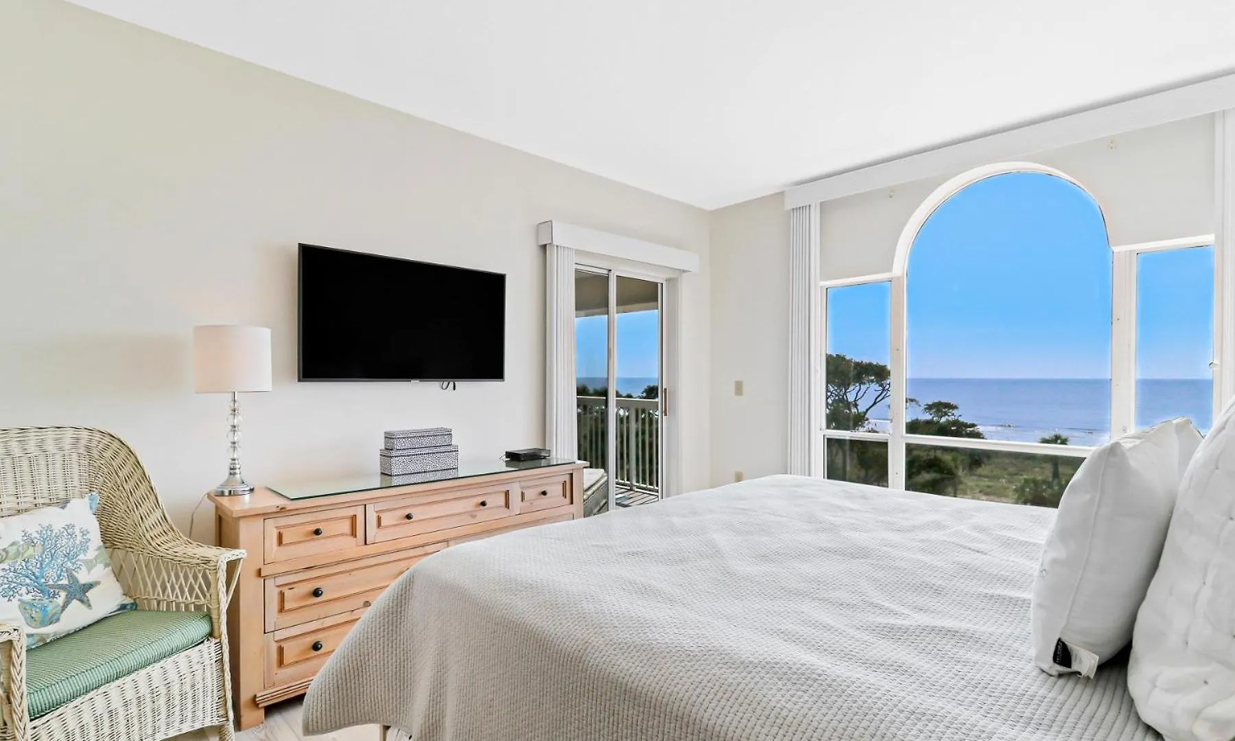 504 Barrington Arms Villa *
