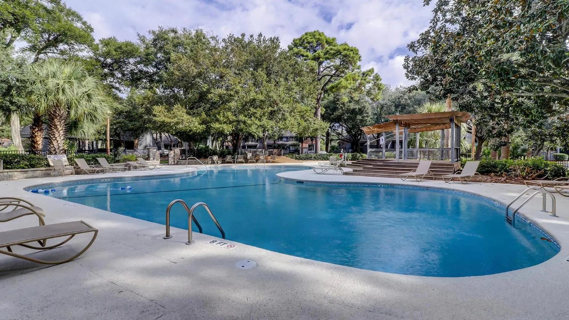 283 Turnberry *