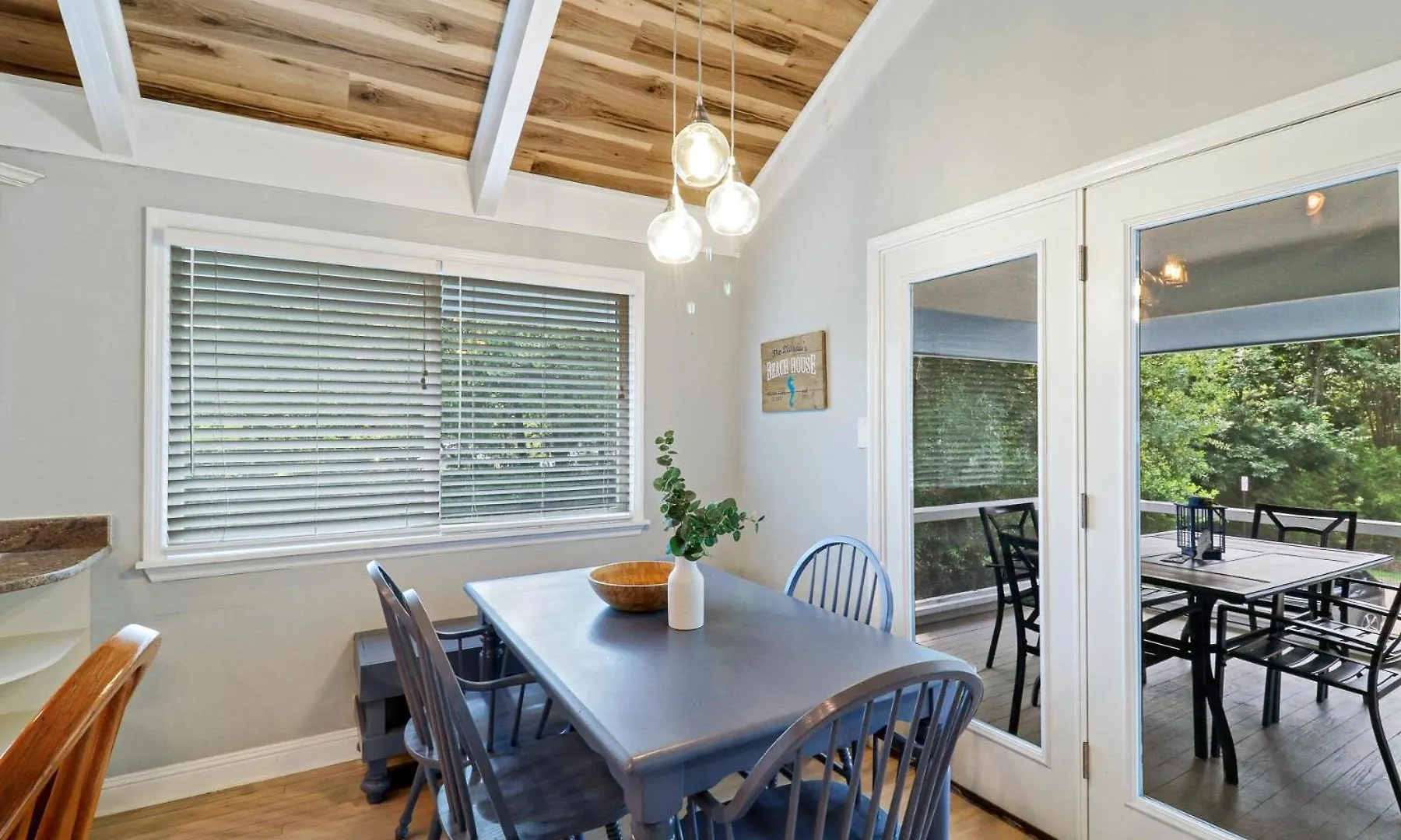 Villa 31 Dollar Road *