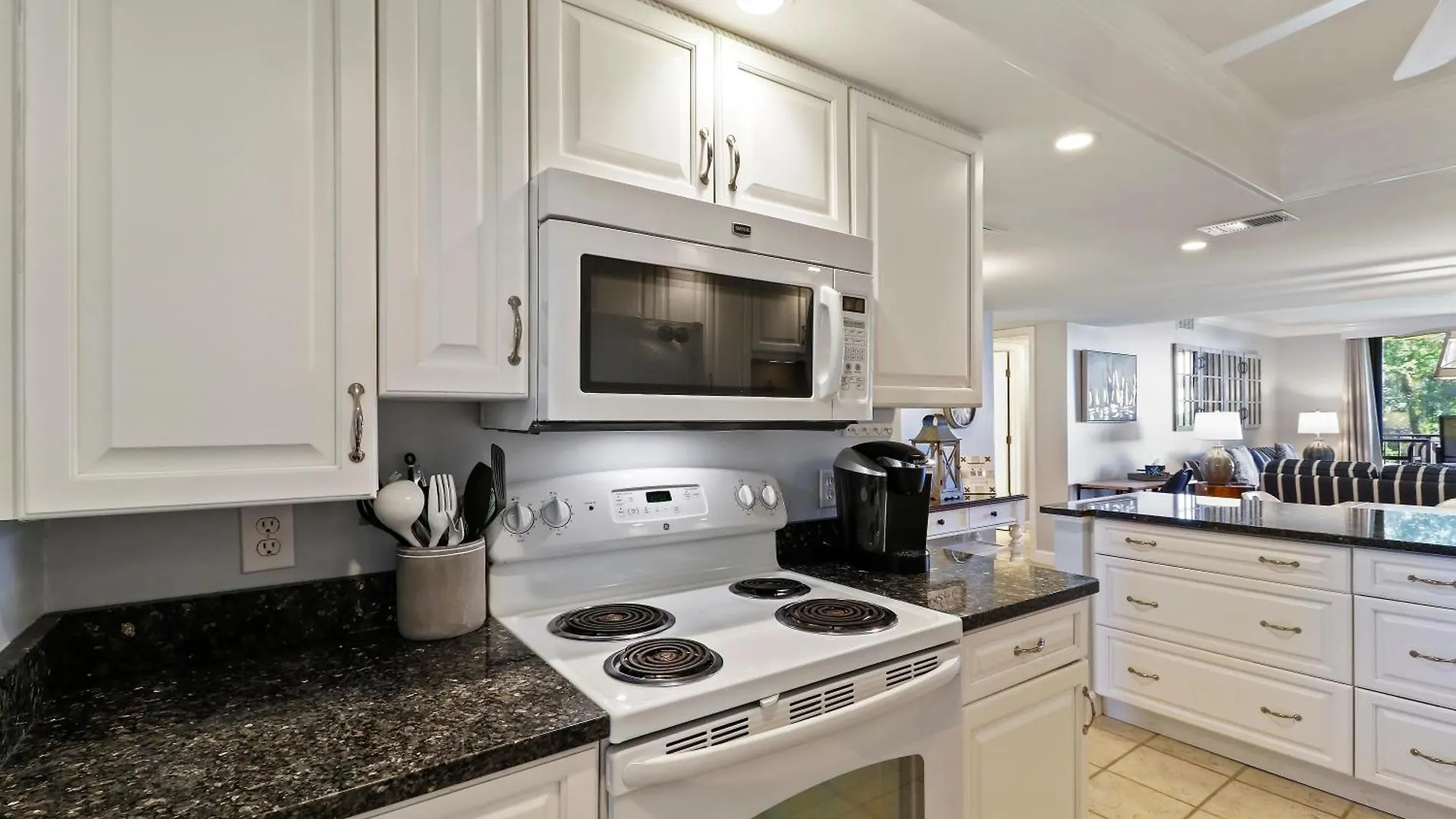 4303 Island Club Villa
