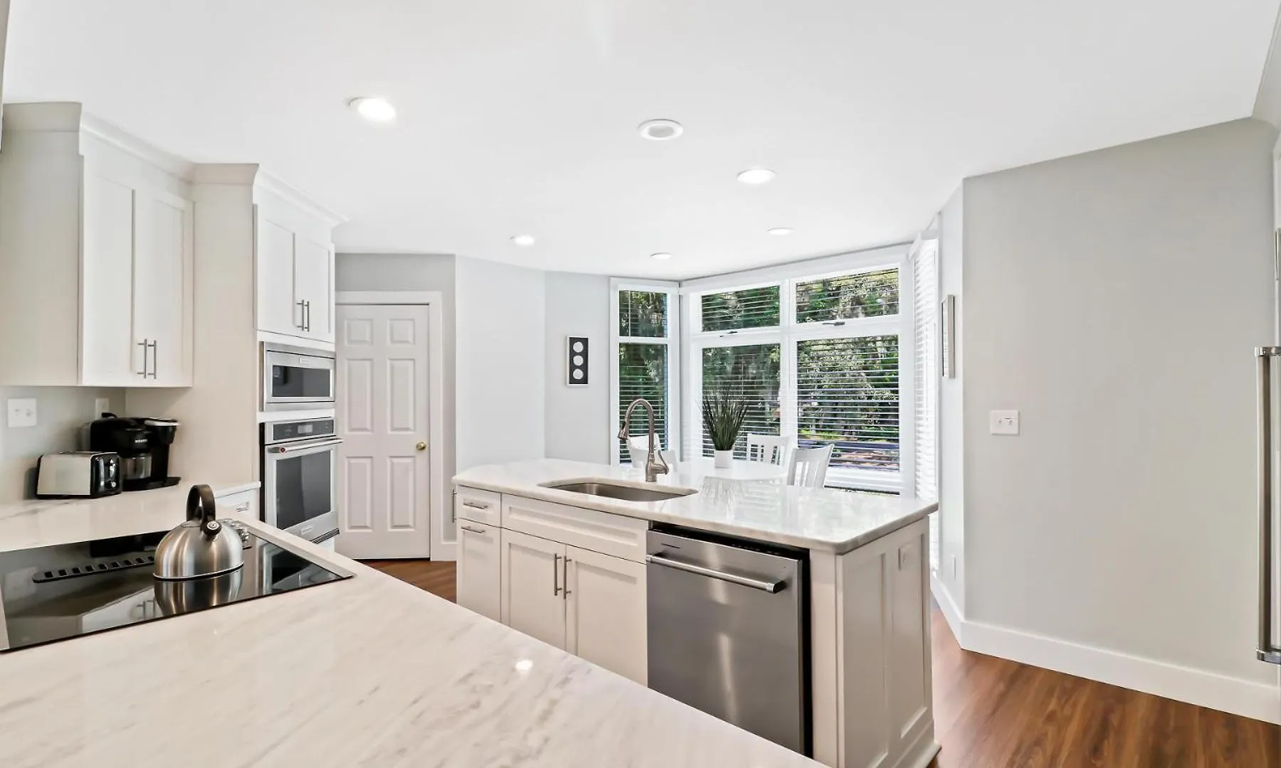 15 Sea Lane Villa *