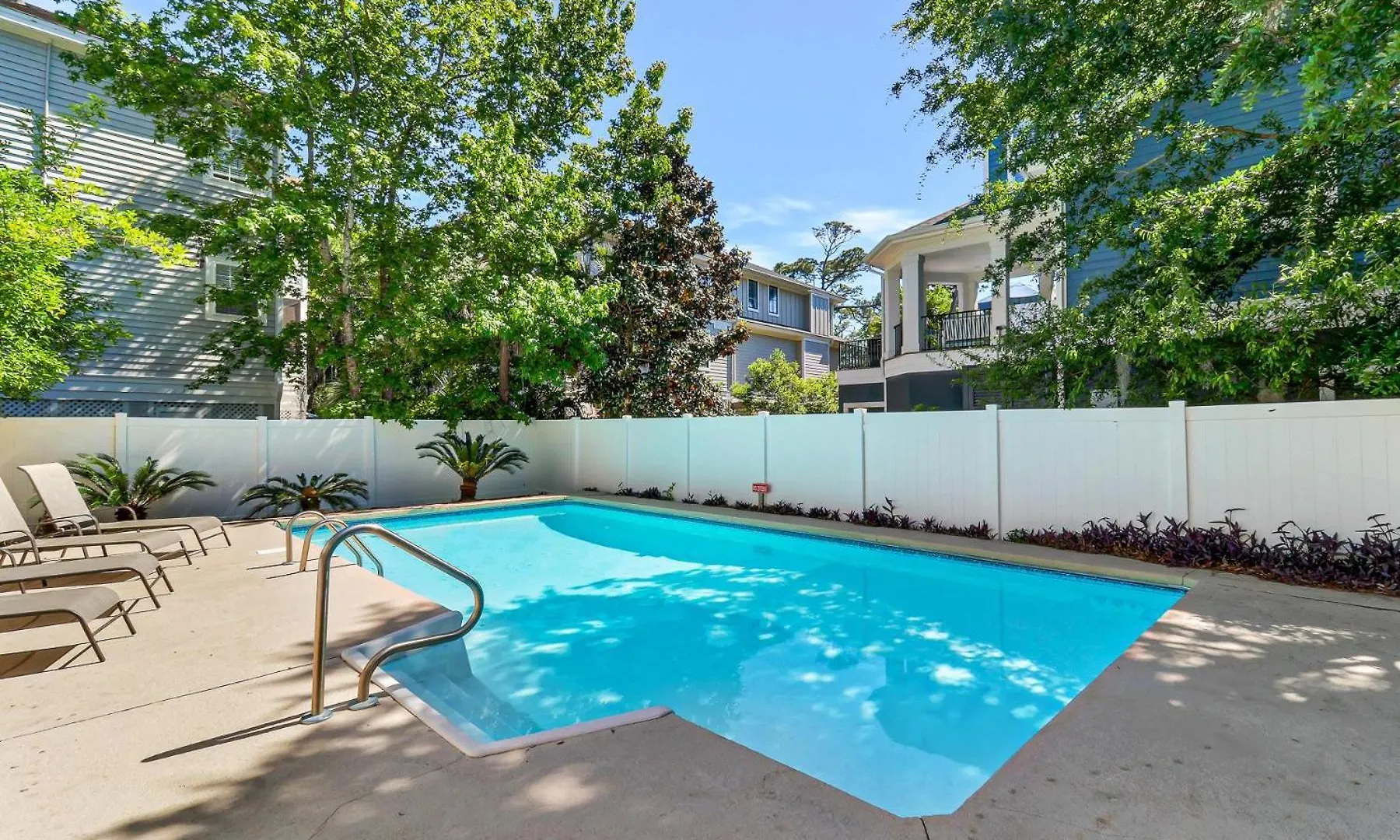 Villa 4 Quail Street *